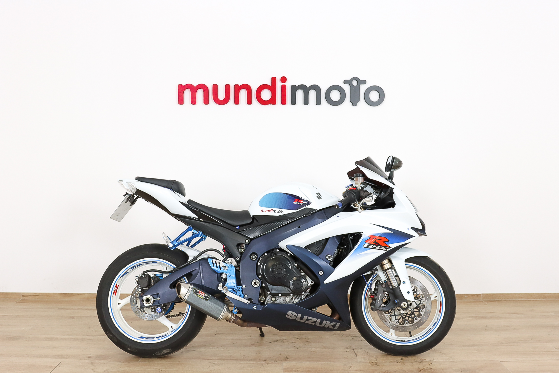 SUZUKI GSX R600 promoSUZUKI1 SUZUKI GSX R600 promoSUZUKI1