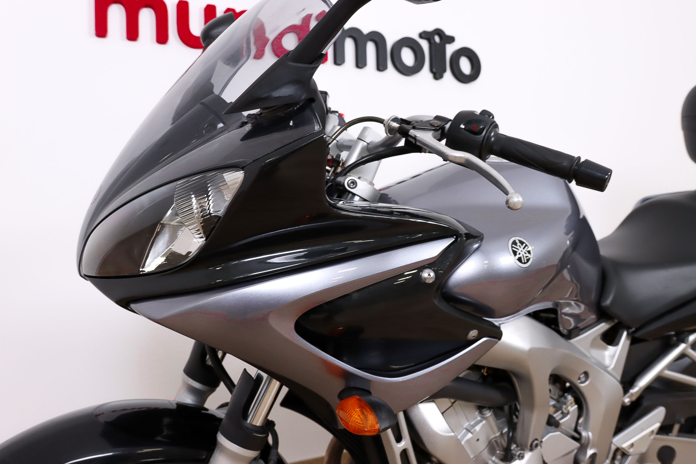 YAMAHA FZ6 SYAMAHA13 YAMAHA FZ6 SYAMAHA13