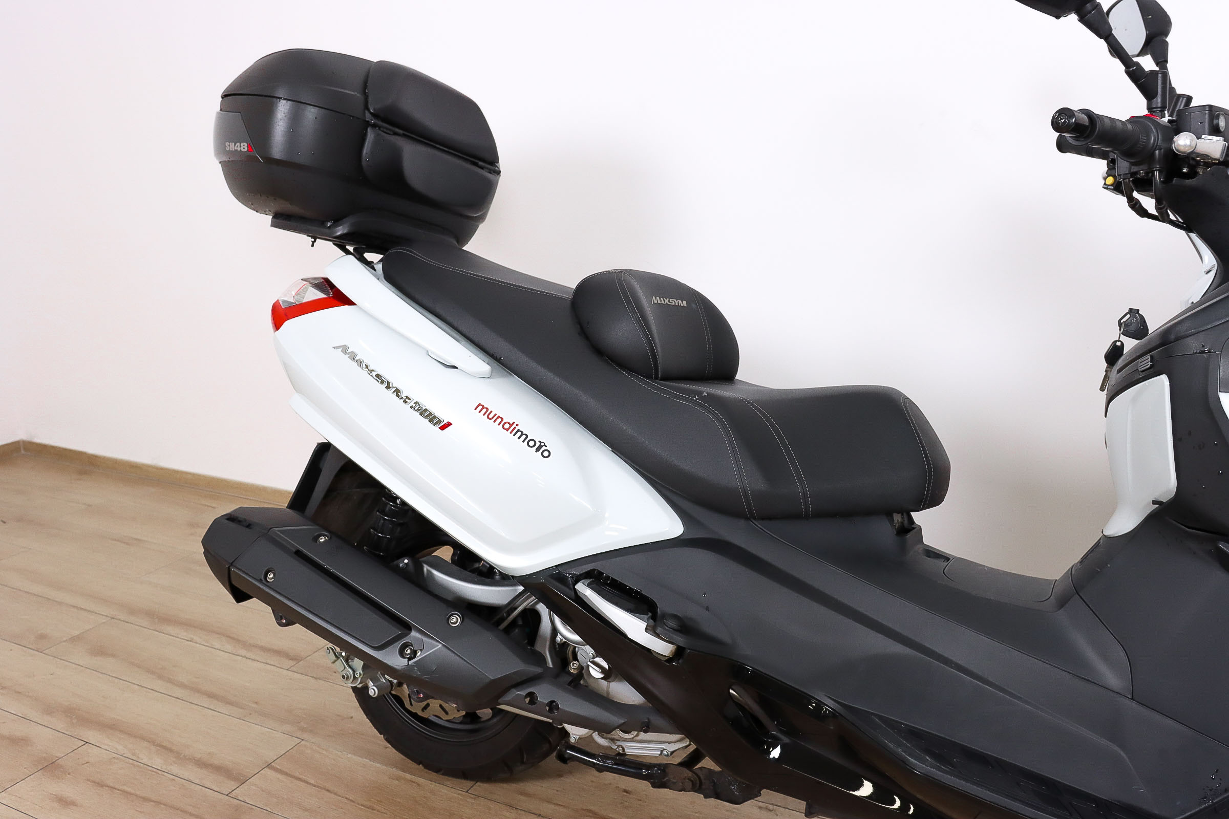 SYM Maxsym 600i ABSSYM4 SYM Maxsym 600i ABSSYM4