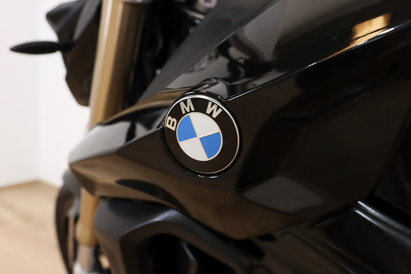 BMW F 800 R 35 kW promoBMW2 BMW F 800 R 35 kW promoBMW2