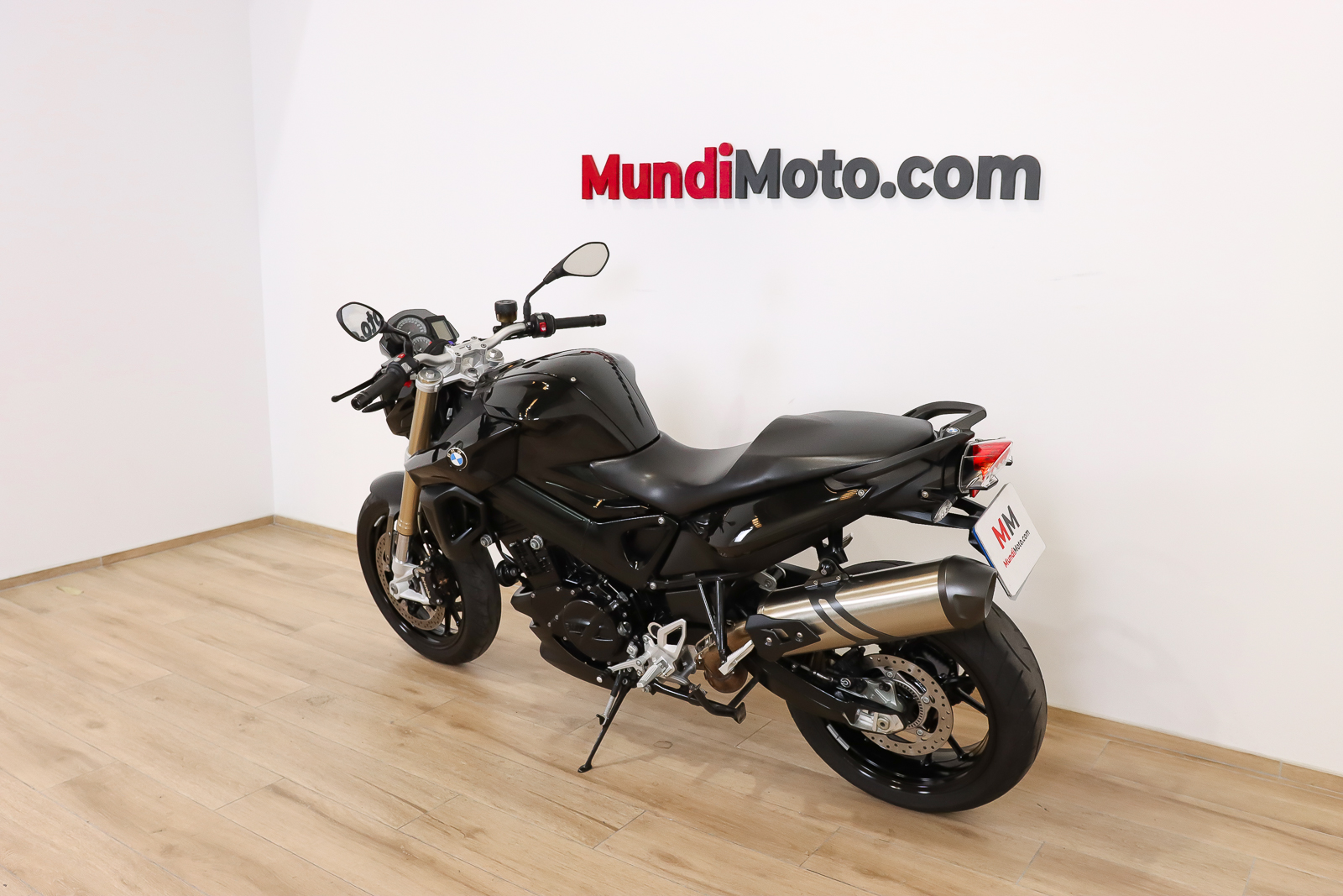 BMW F 800 R 35 kW promoBMW5 BMW F 800 R 35 kW promoBMW5