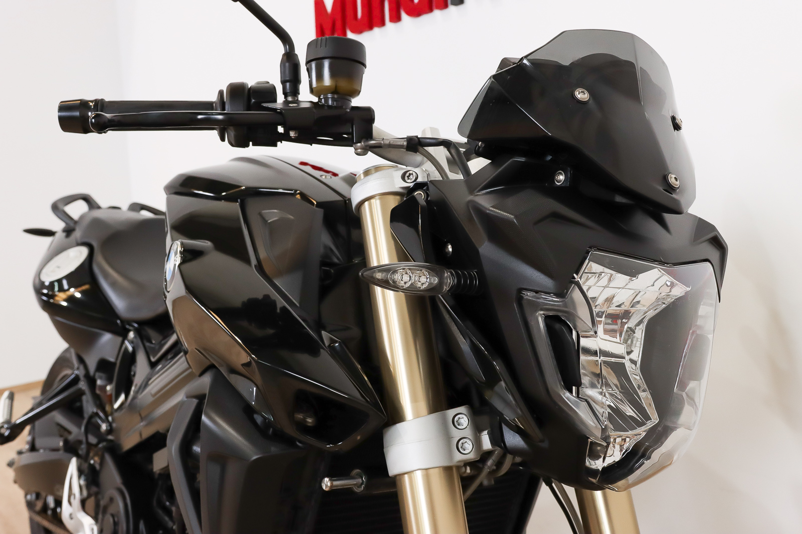 BMW F 800 R 35 kW promoBMW9 BMW F 800 R 35 kW promoBMW9