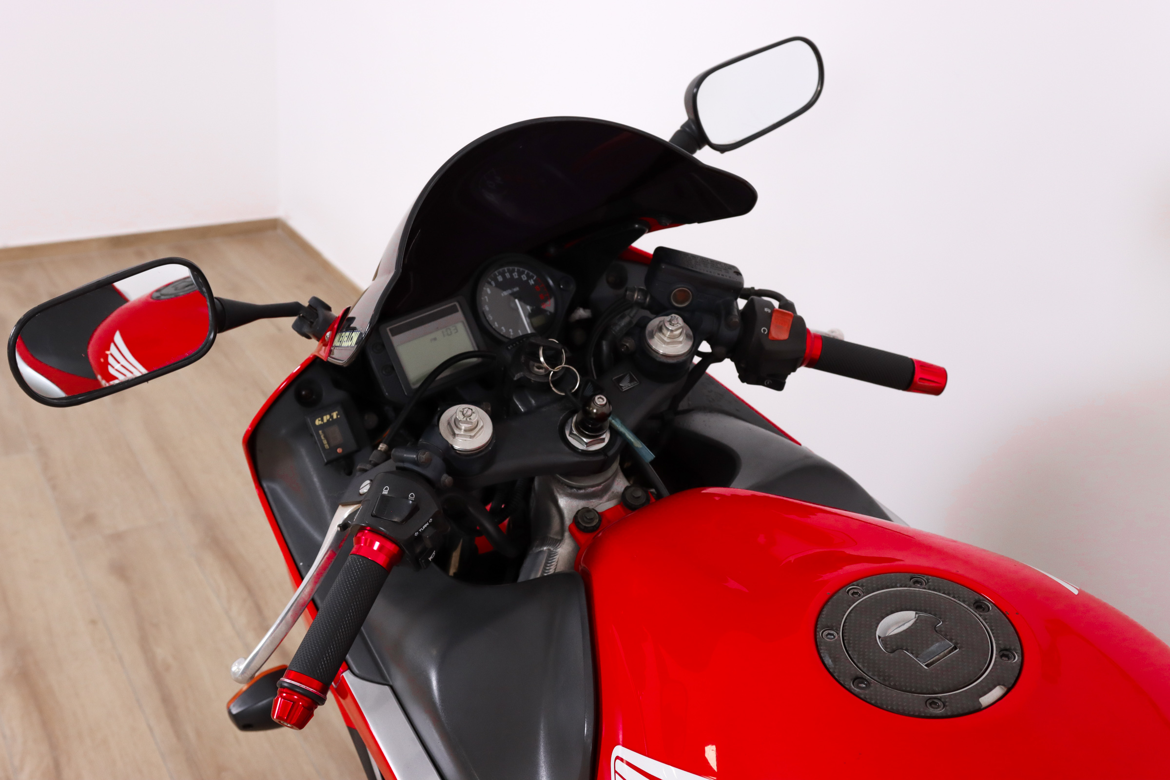 HONDA CBR 600F promoHONDA3 HONDA CBR 600F promoHONDA3