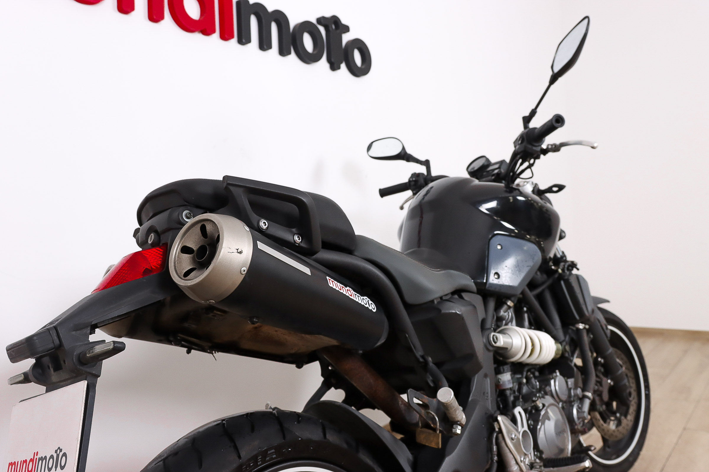 YAMAHA MT 03YAMAHA5 YAMAHA MT 03YAMAHA5