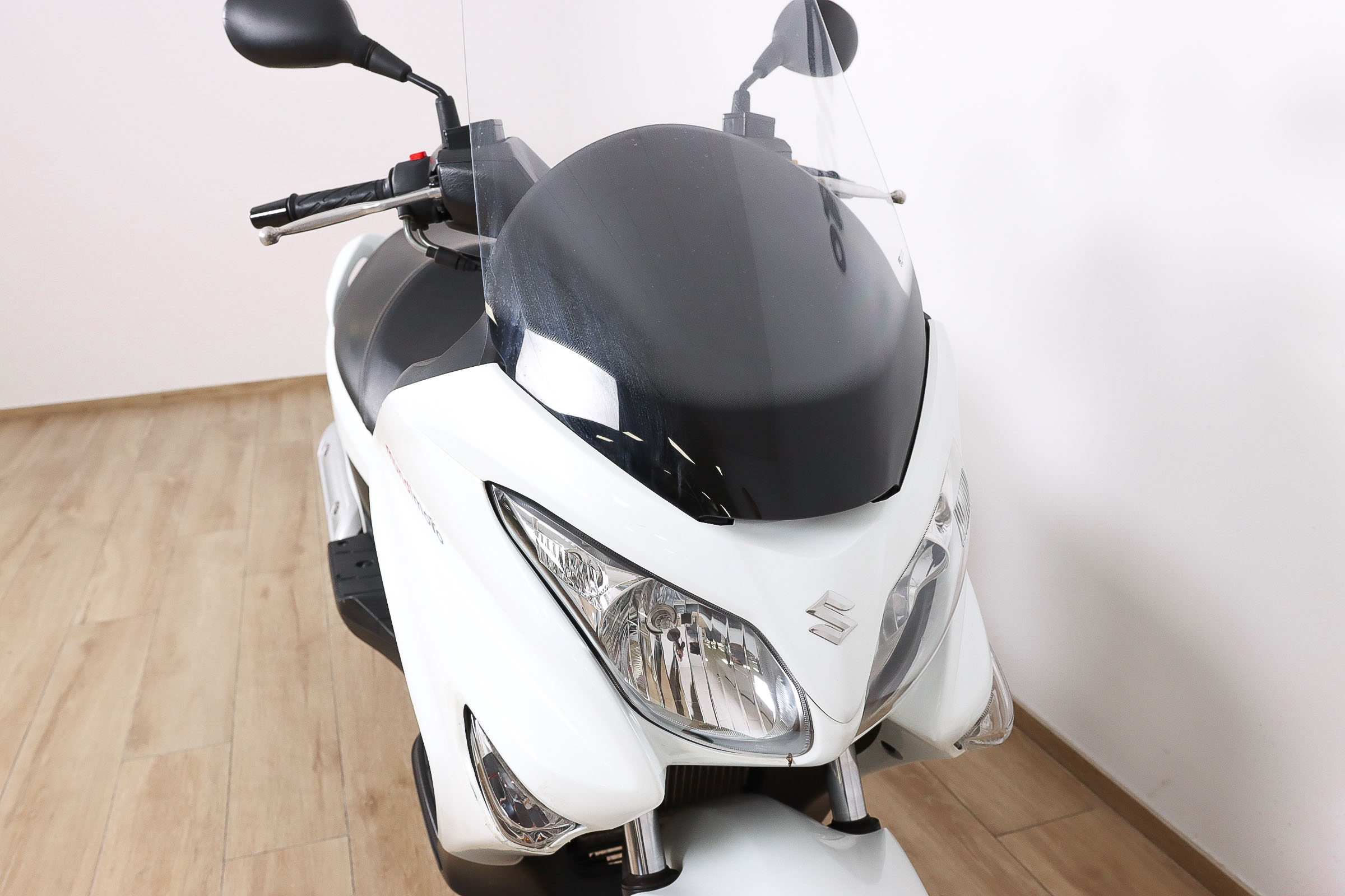 SUZUKI BURGMAN 125 ABSSUZUKI3 SUZUKI BURGMAN 125 ABSSUZUKI3