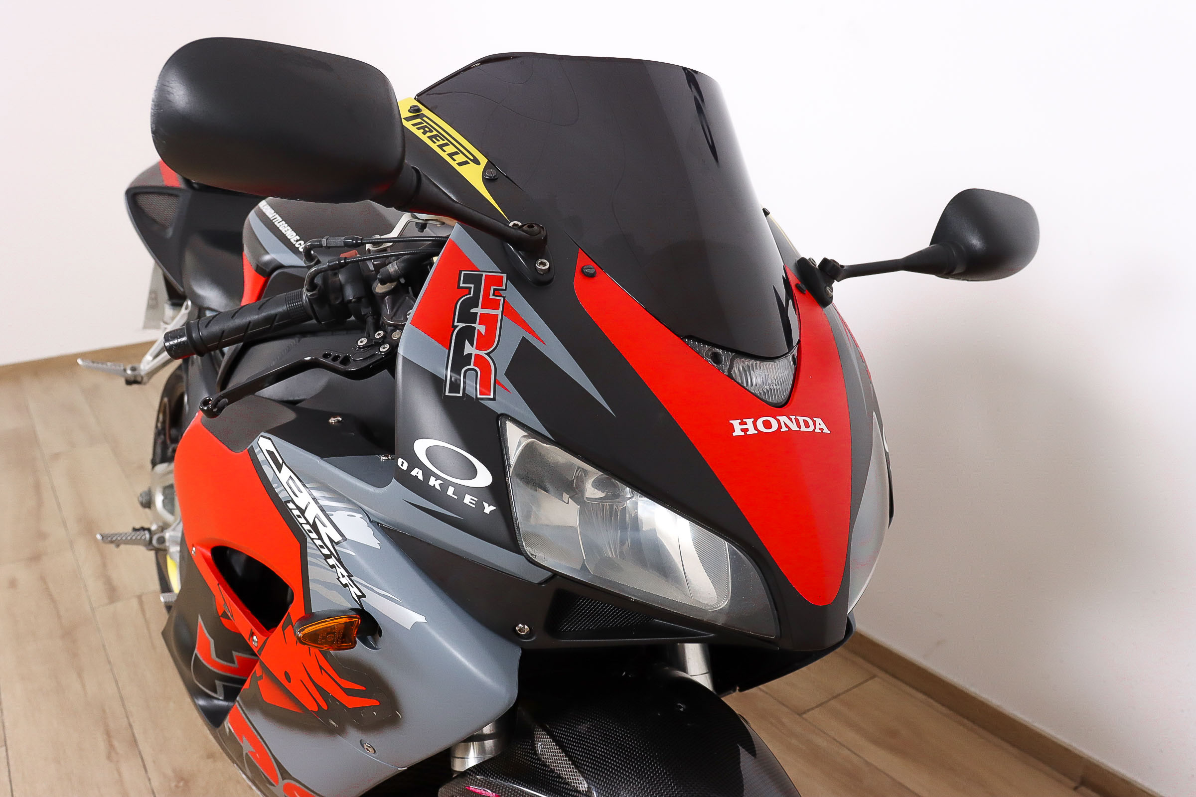 HONDA CBR 1000RR promoHONDA3 HONDA CBR 1000RR promoHONDA3
