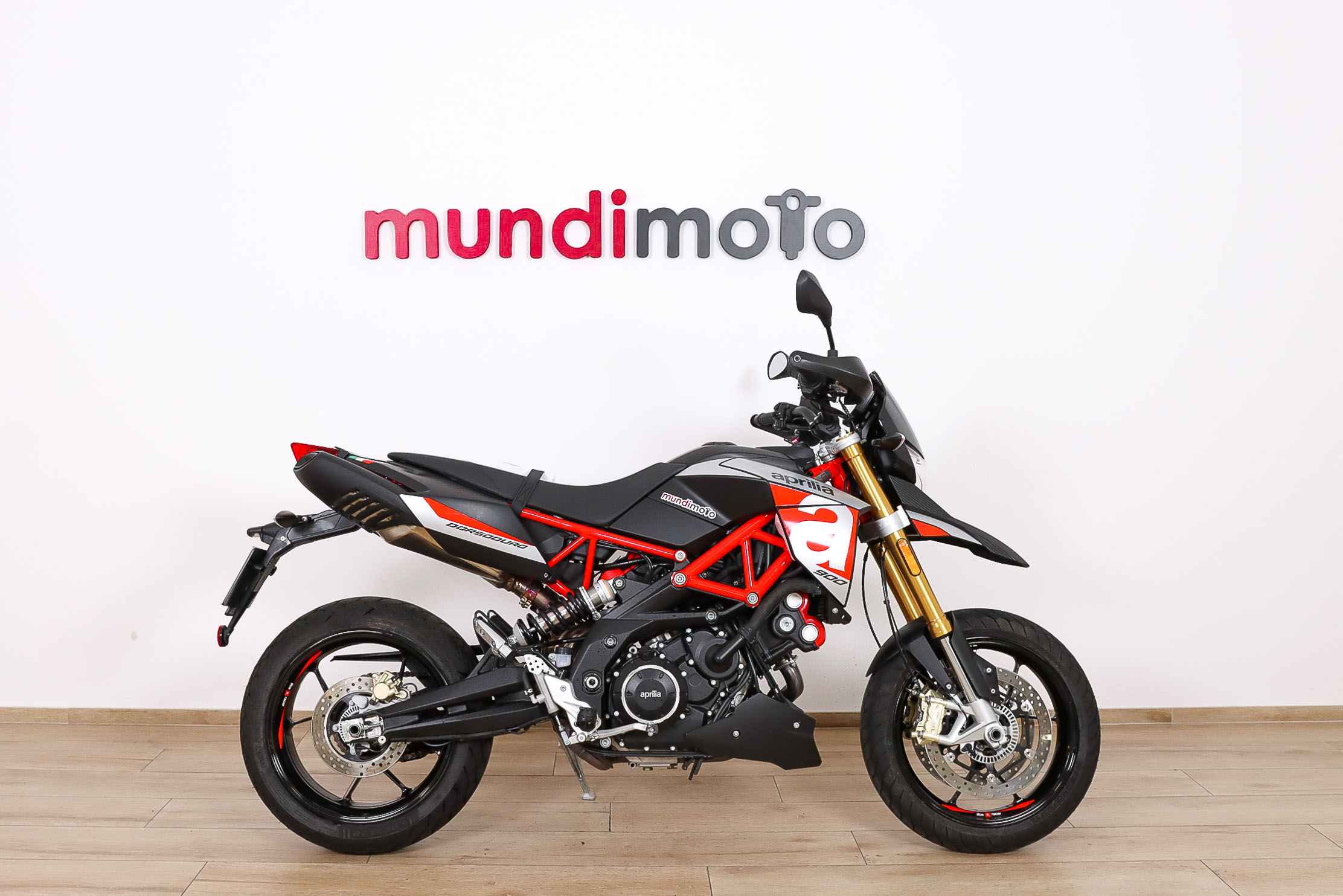 APRILIA Dorsoduro 900APRILIA1 APRILIA Dorsoduro 900APRILIA1