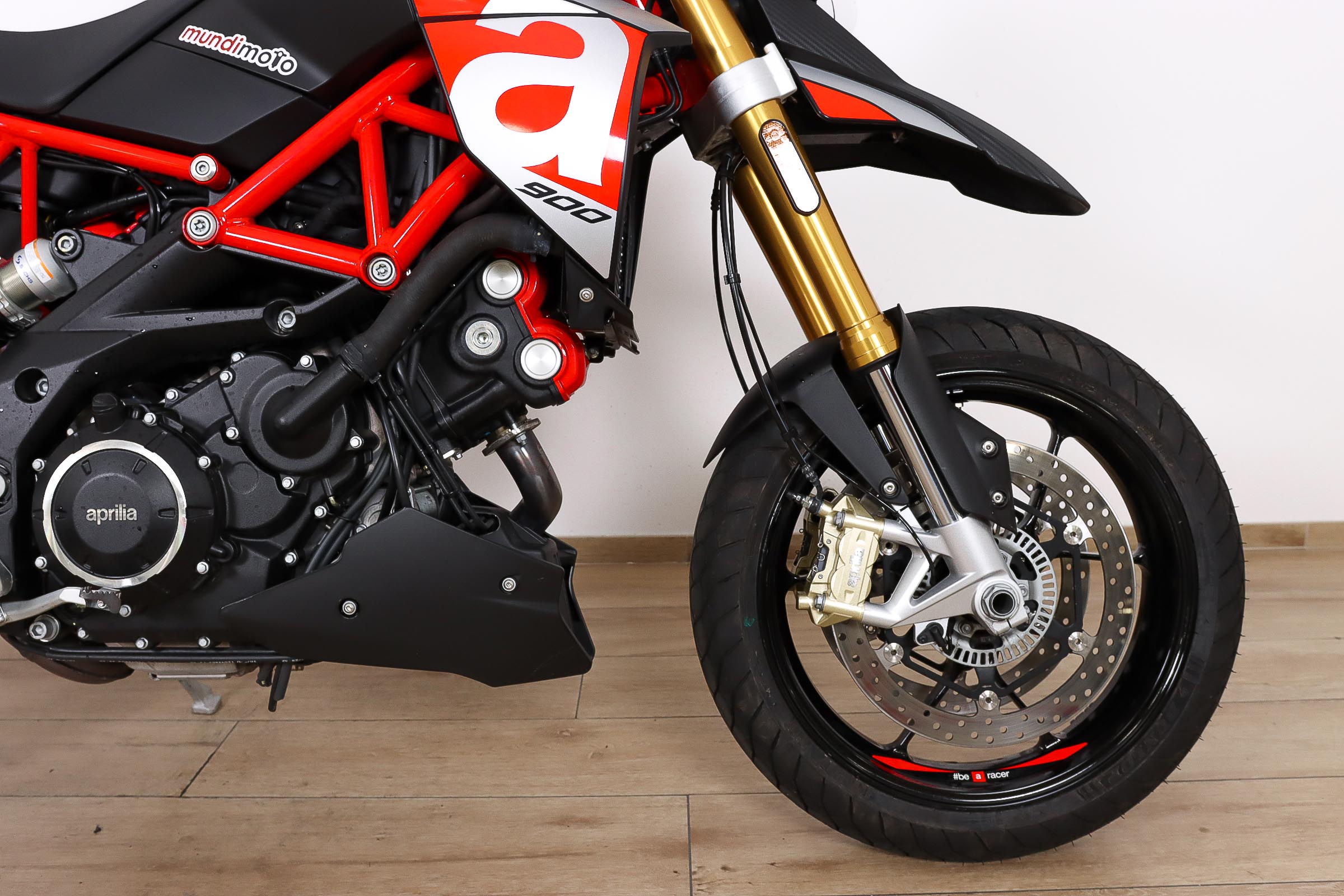 APRILIA Dorsoduro 900APRILIA5 APRILIA Dorsoduro 900APRILIA5