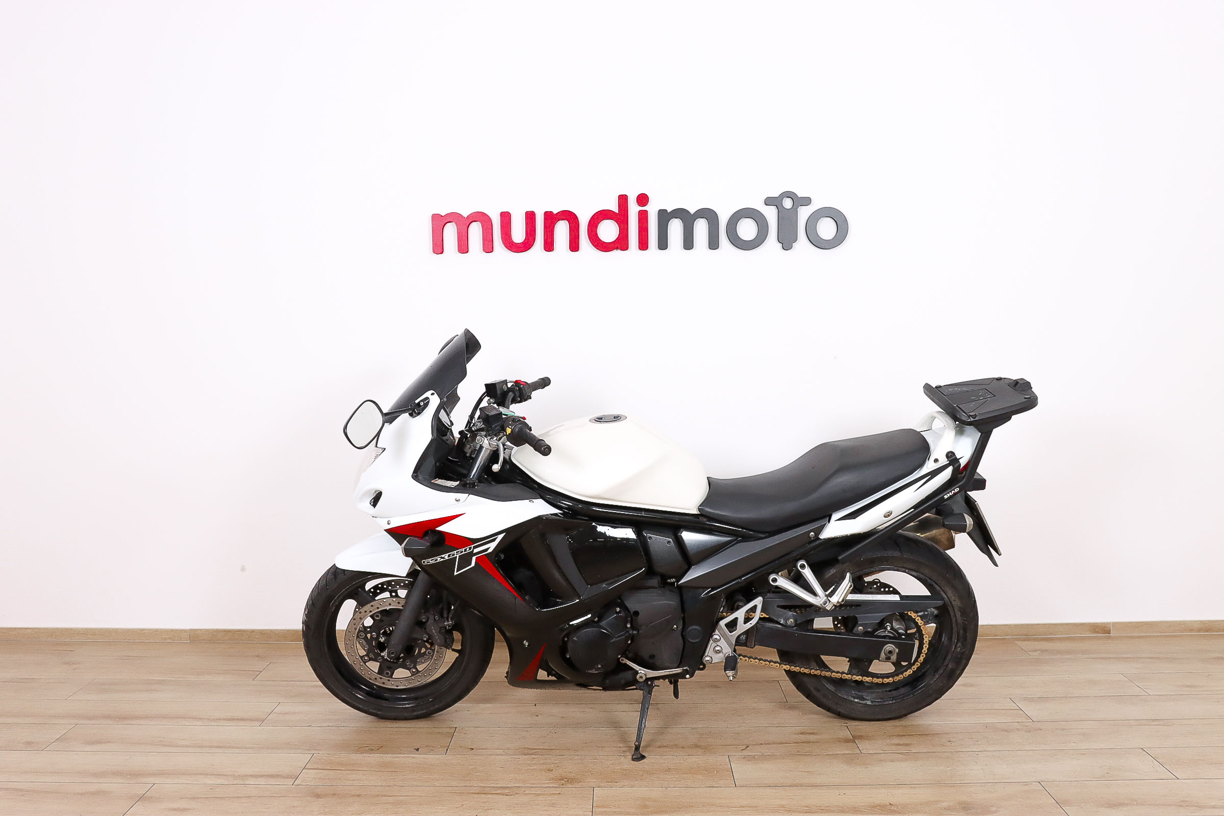 SUZUKI GSX 650 FSUZUKI7 SUZUKI GSX 650 FSUZUKI7
