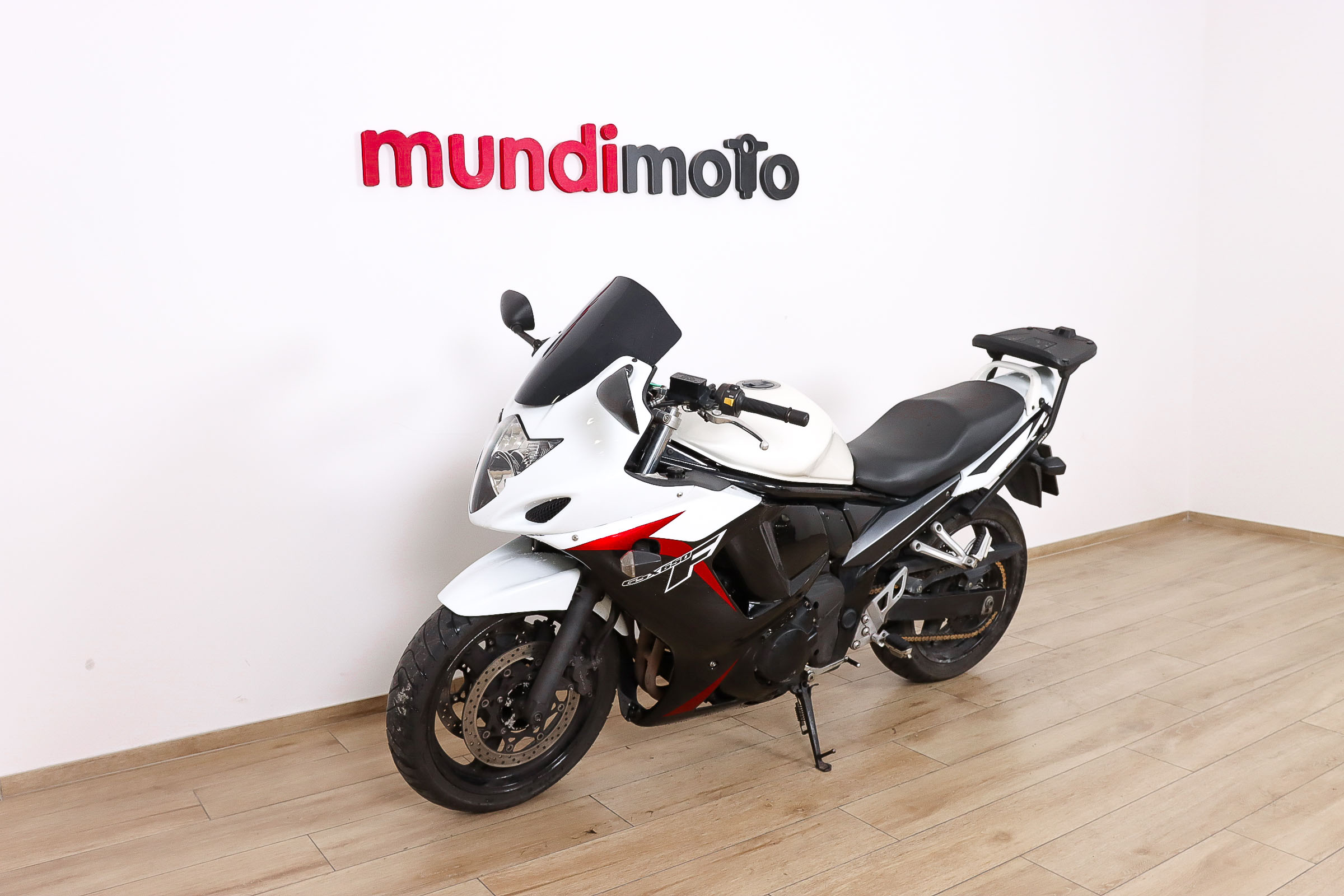 SUZUKI GSX 650 FSUZUKI9 SUZUKI GSX 650 FSUZUKI9