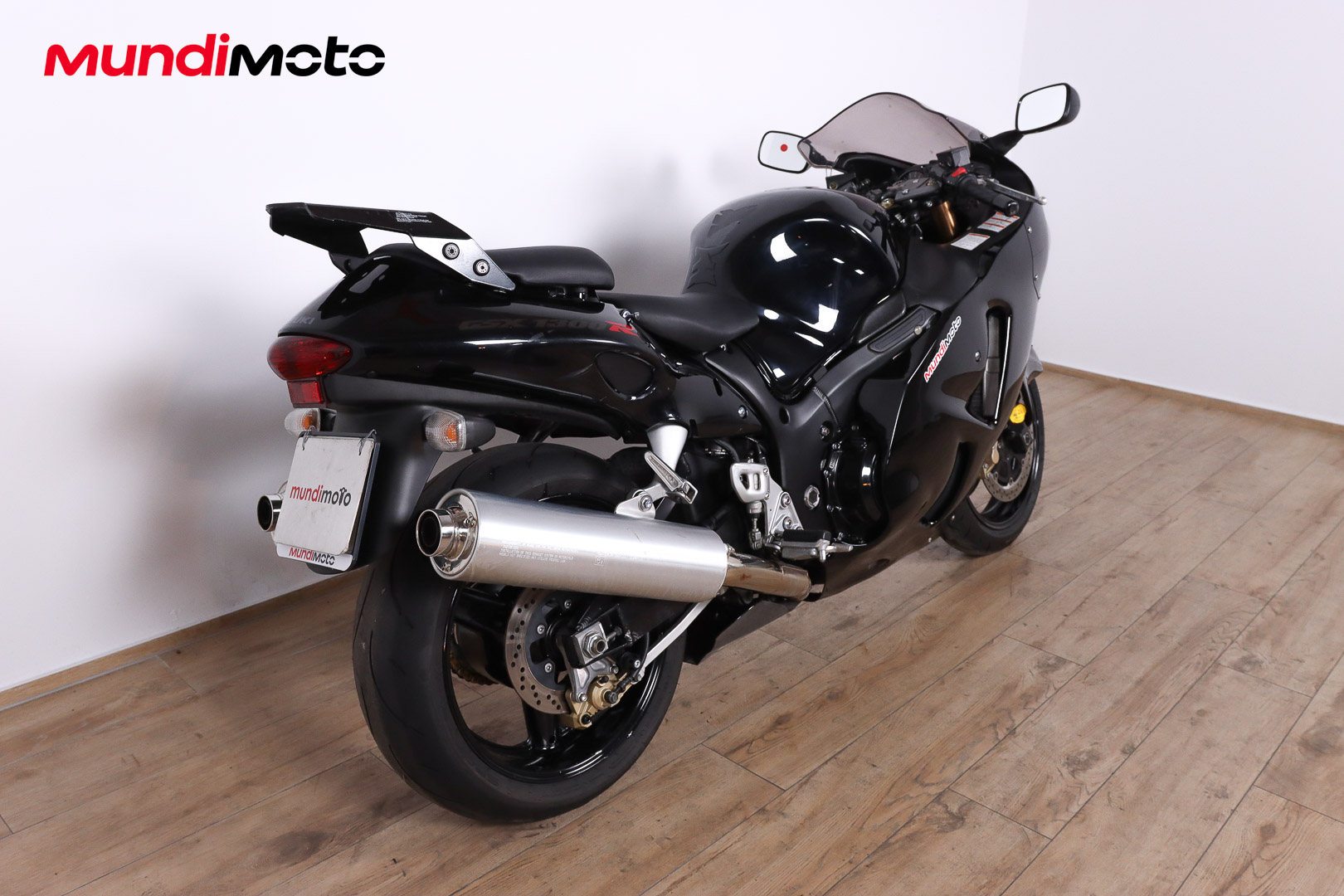 SUZUKI Hayabusa 1300 promoSUZUKI2 SUZUKI Hayabusa 1300 promoSUZUKI2