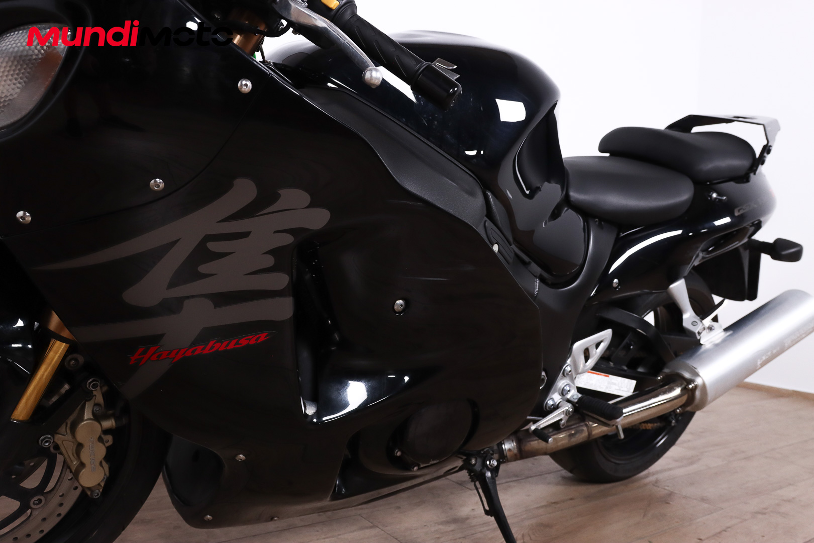 SUZUKI Hayabusa 1300 promoSUZUKI8 SUZUKI Hayabusa 1300 promoSUZUKI8