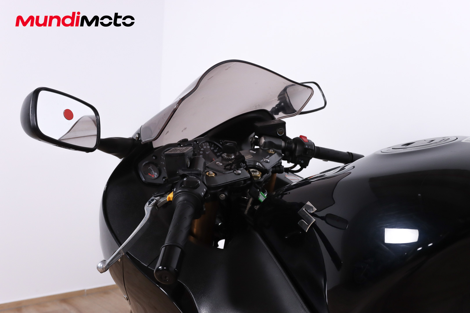 SUZUKI Hayabusa 1300 promoSUZUKI10 SUZUKI Hayabusa 1300 promoSUZUKI10