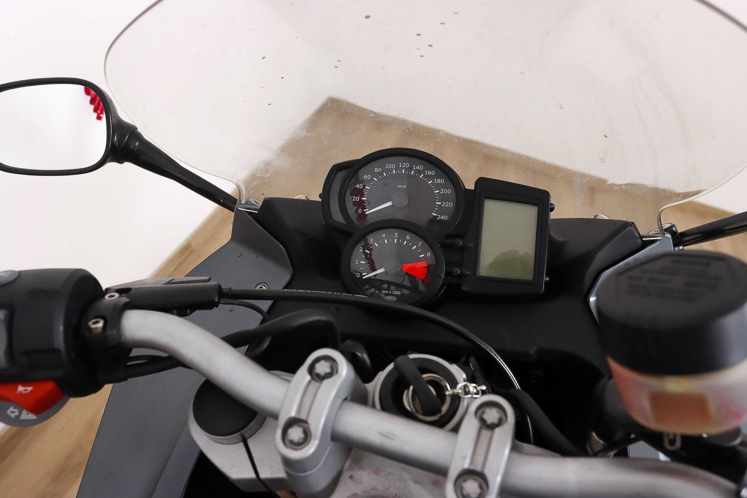 BMW F 800 STBMW5 BMW F 800 STBMW5