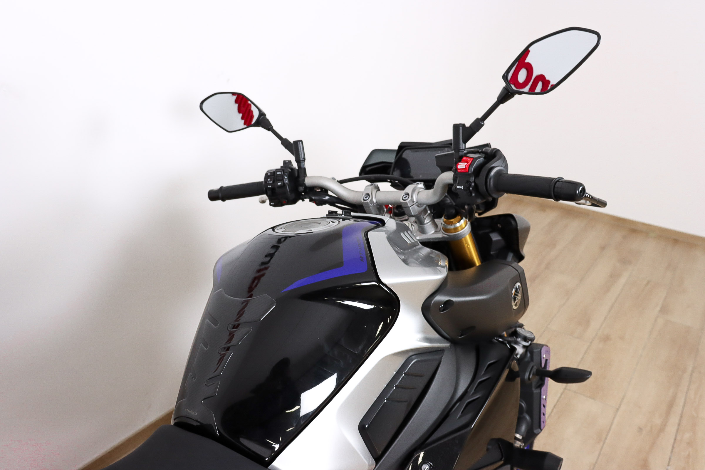 YAMAHA MT10 SPYAMAHA6 YAMAHA MT10 SPYAMAHA6