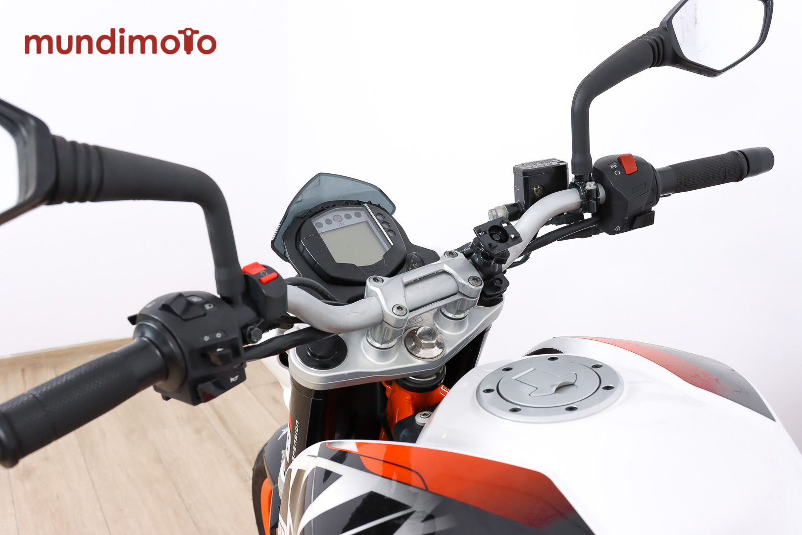 KTM 390 DukeKTM11 KTM 390 DukeKTM11