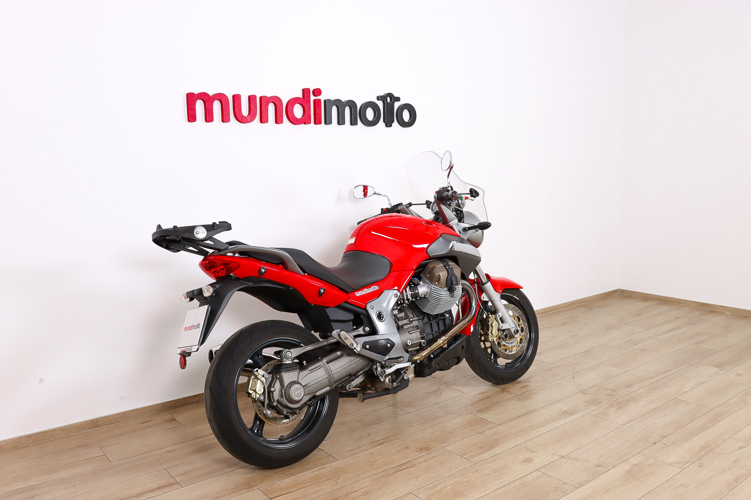 MOTO GUZZI Breva V1100MOTO GUZZI3 MOTO GUZZI Breva V1100MOTO GUZZI3
