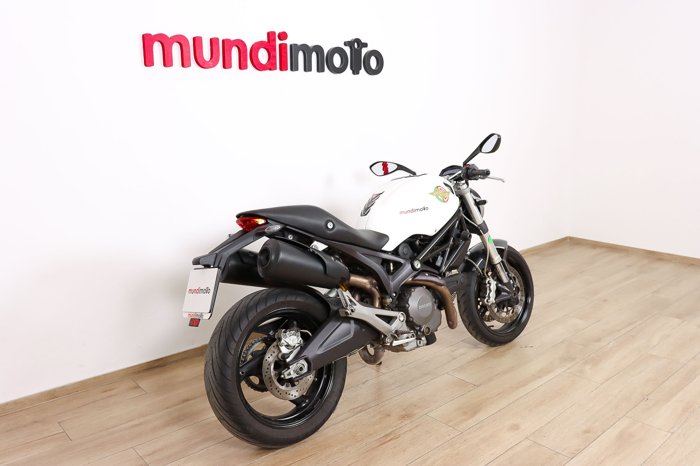 DUCATI MONSTER 696+DUCATI1 DUCATI MONSTER 696+DUCATI1