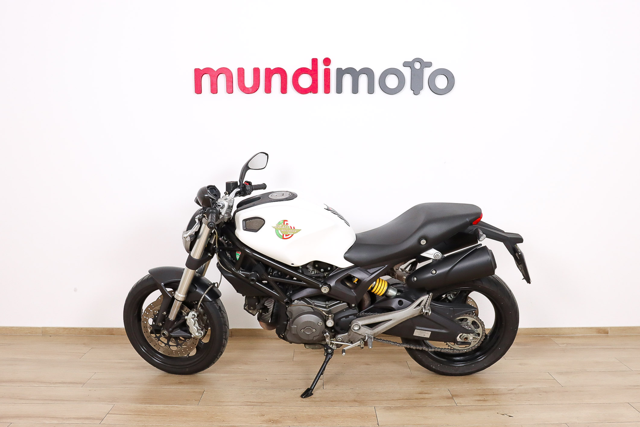 DUCATI MONSTER 696+DUCATI7 DUCATI MONSTER 696+DUCATI7