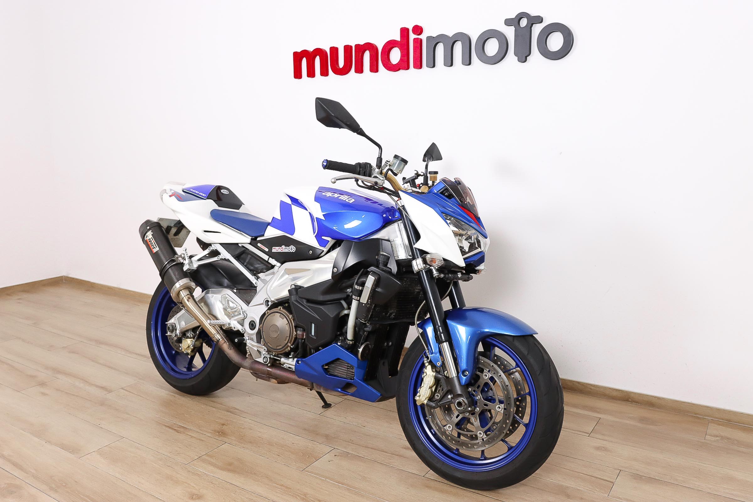 APRILIA Tuono 1000 RAPRILIA2 APRILIA Tuono 1000 RAPRILIA2