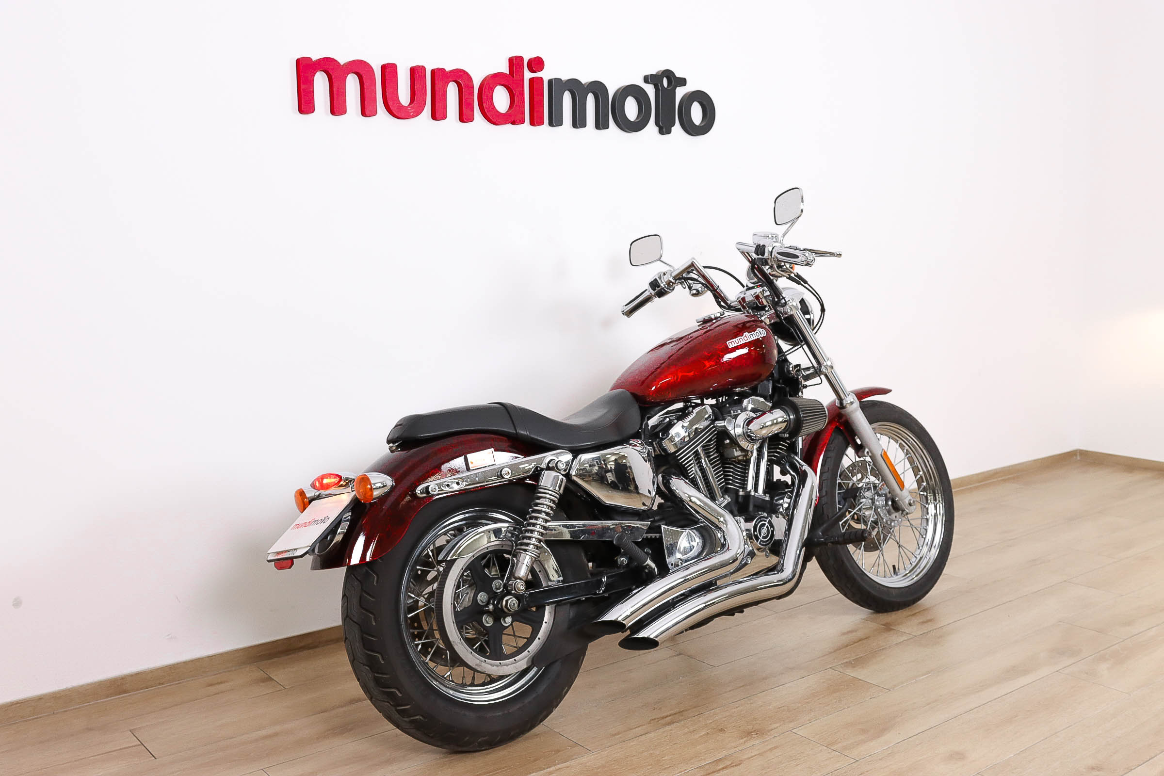 HARLEY DAVIDSON Sportster 1200 CustomHARLEY DAVIDSON2 HARLEY DAVIDSON Sportster 1200 CustomHARLEY DAVIDSON2