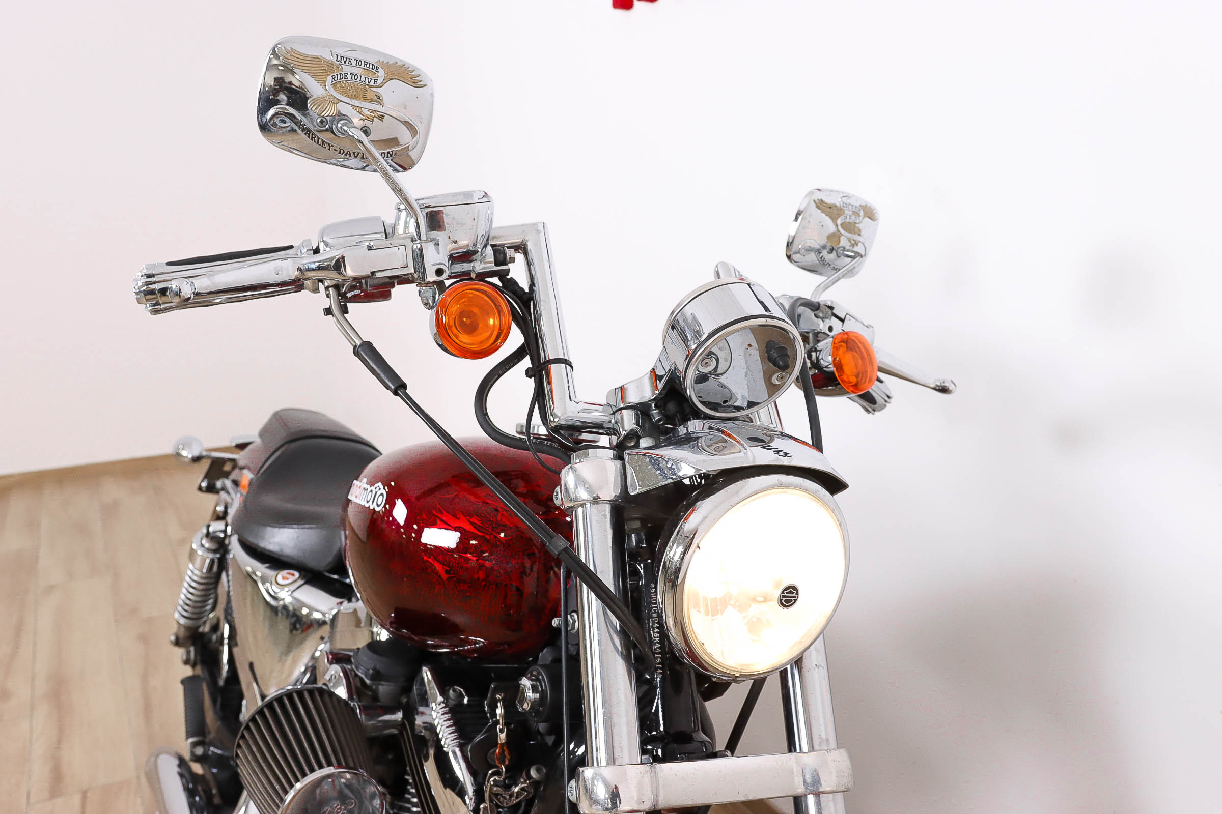 HARLEY DAVIDSON Sportster 1200 CustomHARLEY DAVIDSON3 HARLEY DAVIDSON Sportster 1200 CustomHARLEY DAVIDSON3