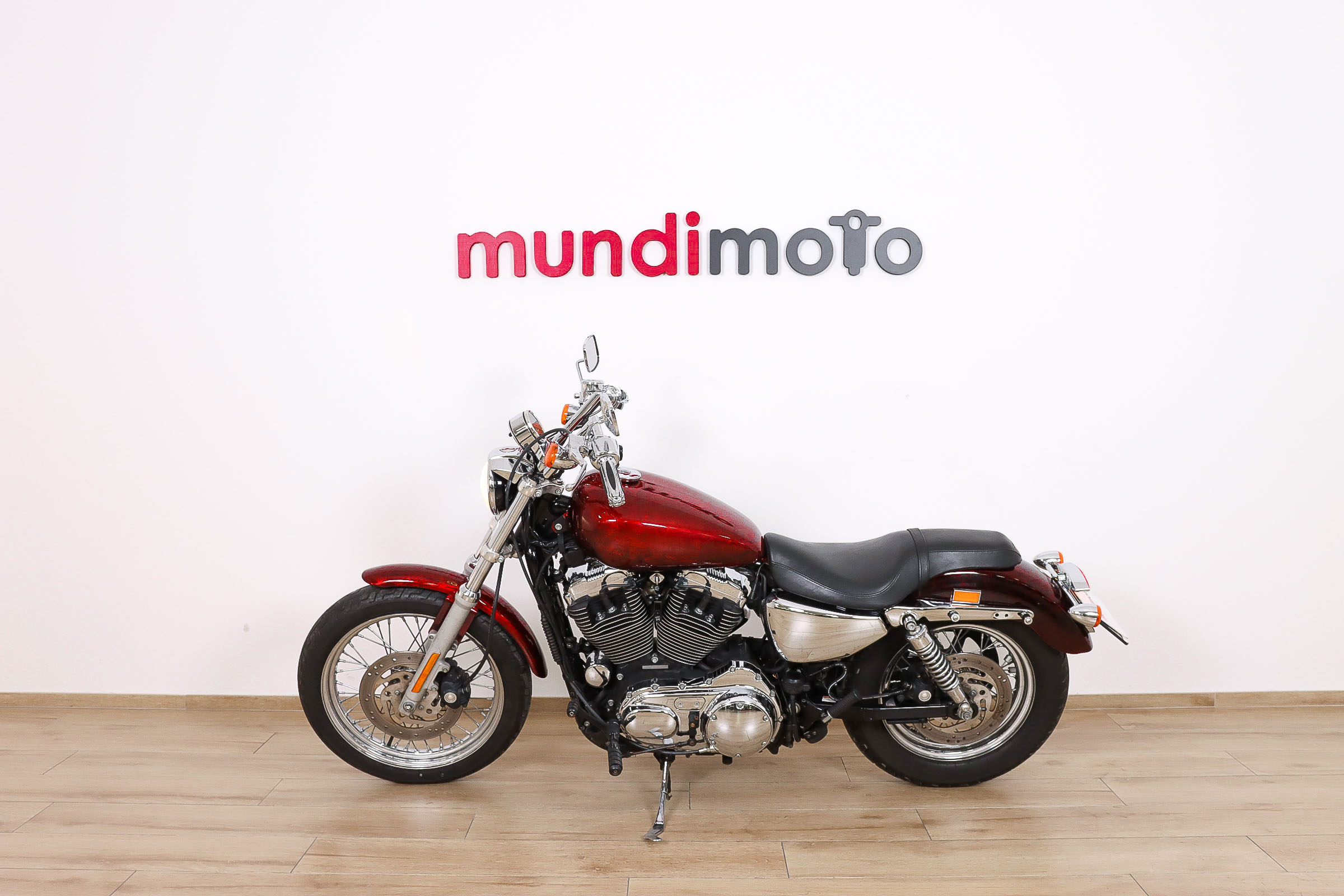 HARLEY DAVIDSON Sportster 1200 CustomHARLEY DAVIDSON6 HARLEY DAVIDSON Sportster 1200 CustomHARLEY DAVIDSON6