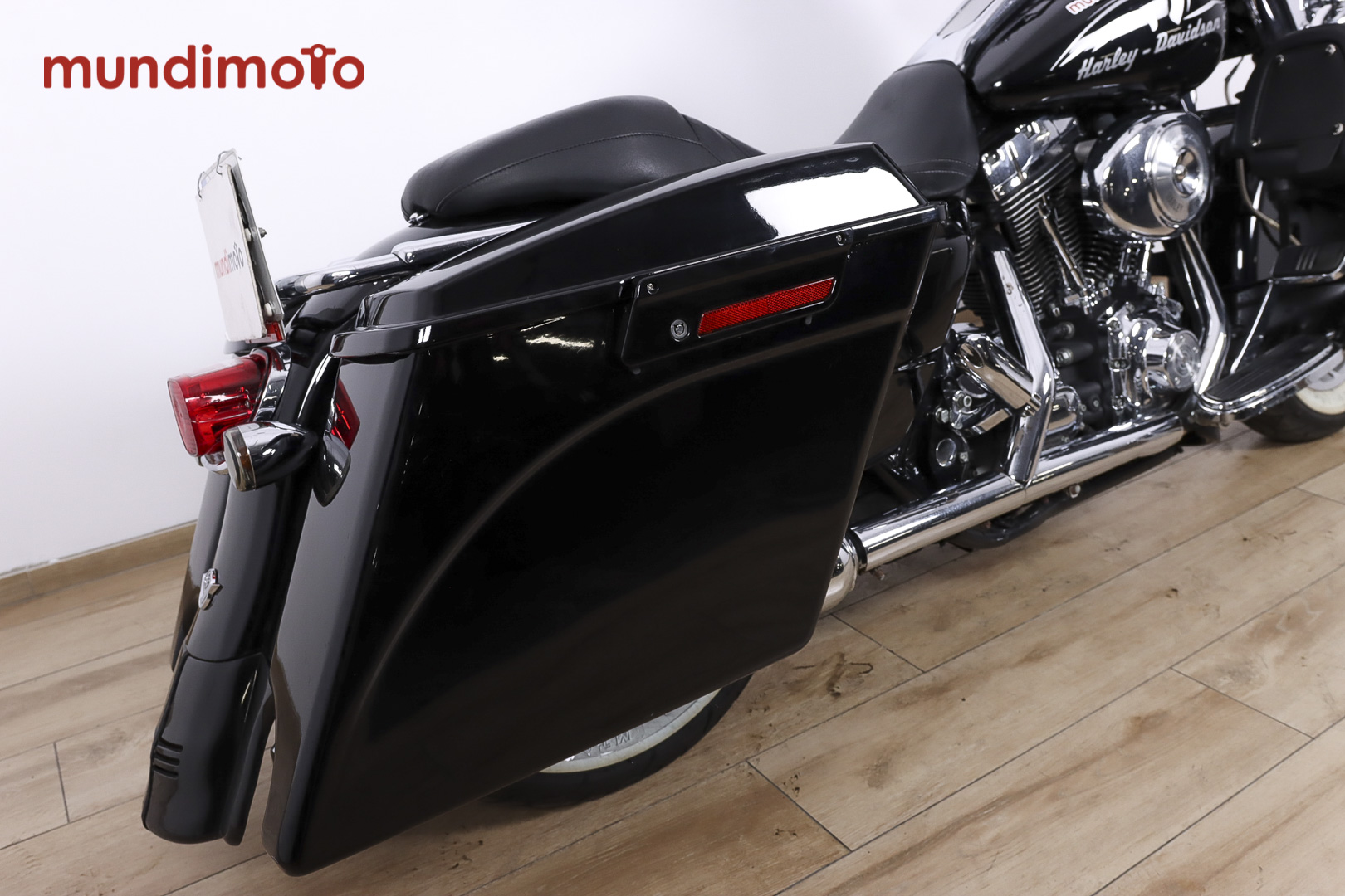 HARLEY DAVIDSON Touring Road KingHARLEY DAVIDSON4 HARLEY DAVIDSON Touring Road KingHARLEY DAVIDSON4