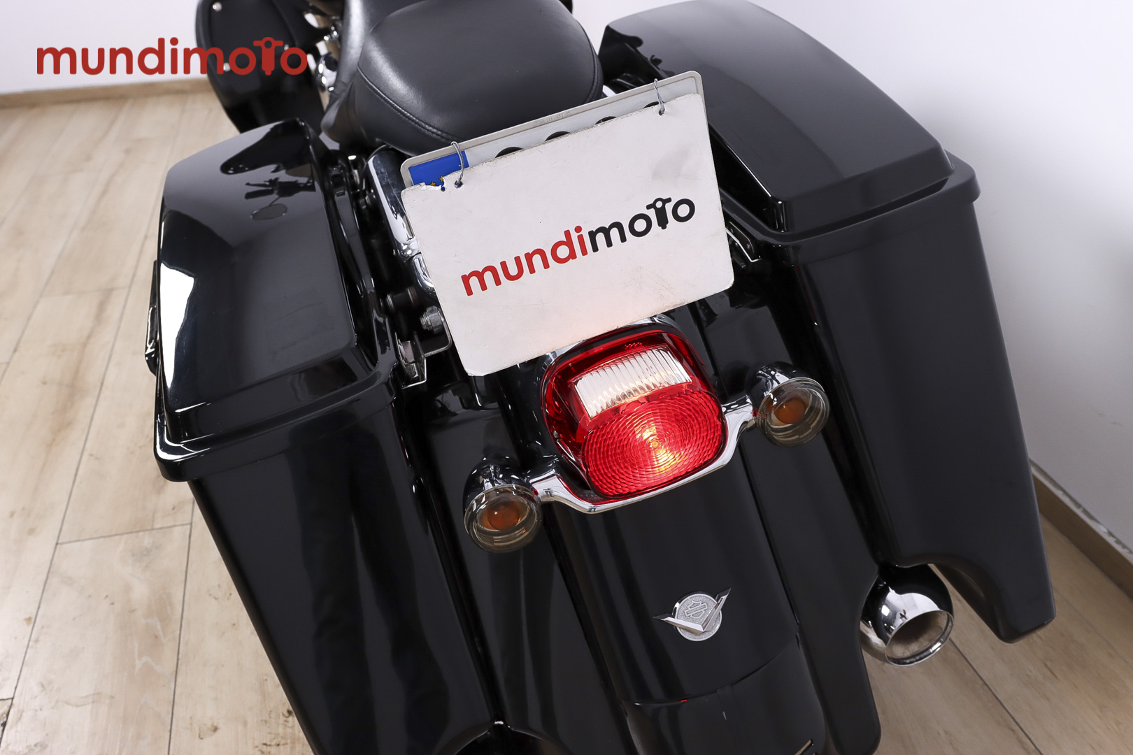HARLEY DAVIDSON Touring Road KingHARLEY DAVIDSON9 HARLEY DAVIDSON Touring Road KingHARLEY DAVIDSON9
