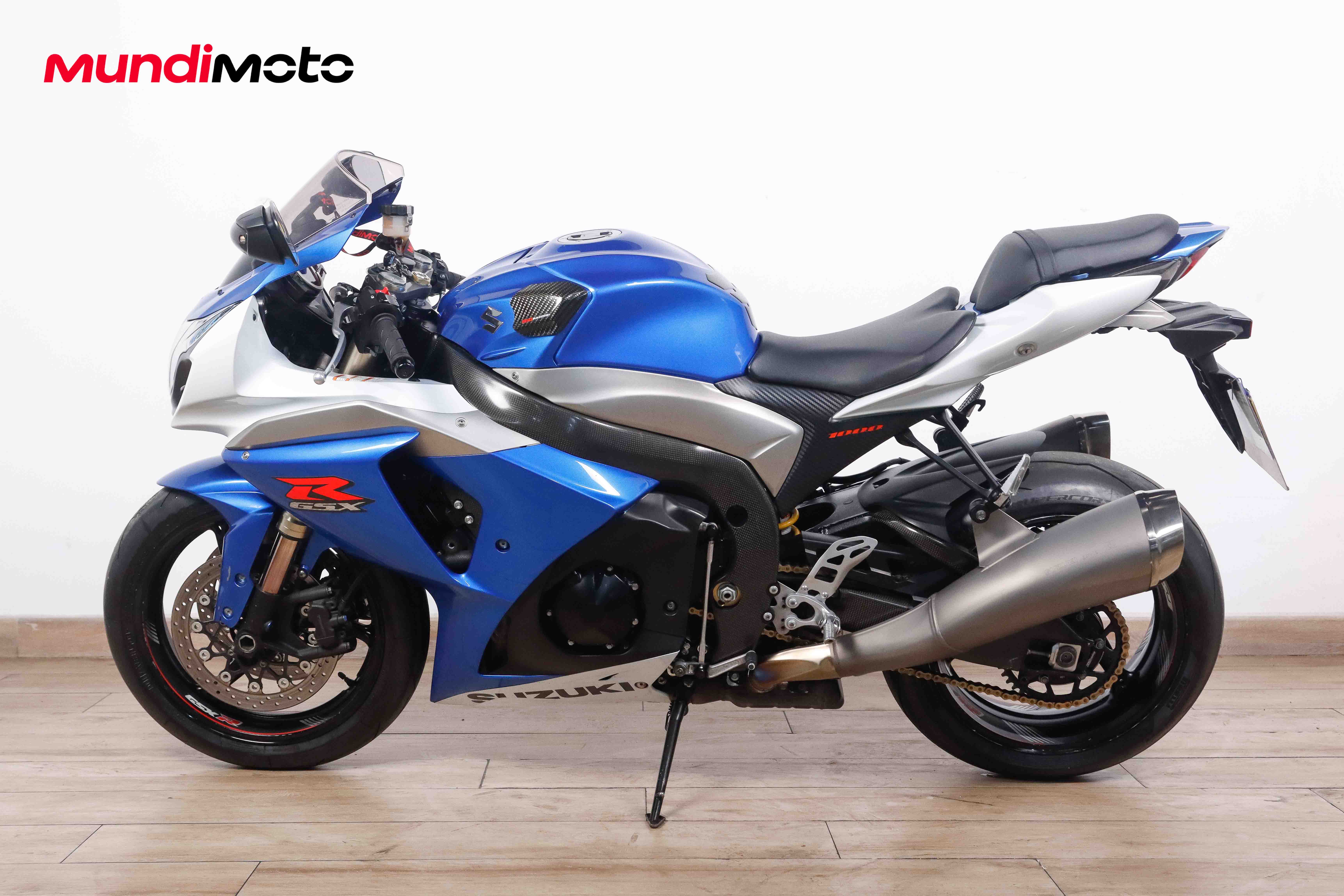 SUZUKI GSX R1000SUZUKI7 SUZUKI GSX R1000SUZUKI7