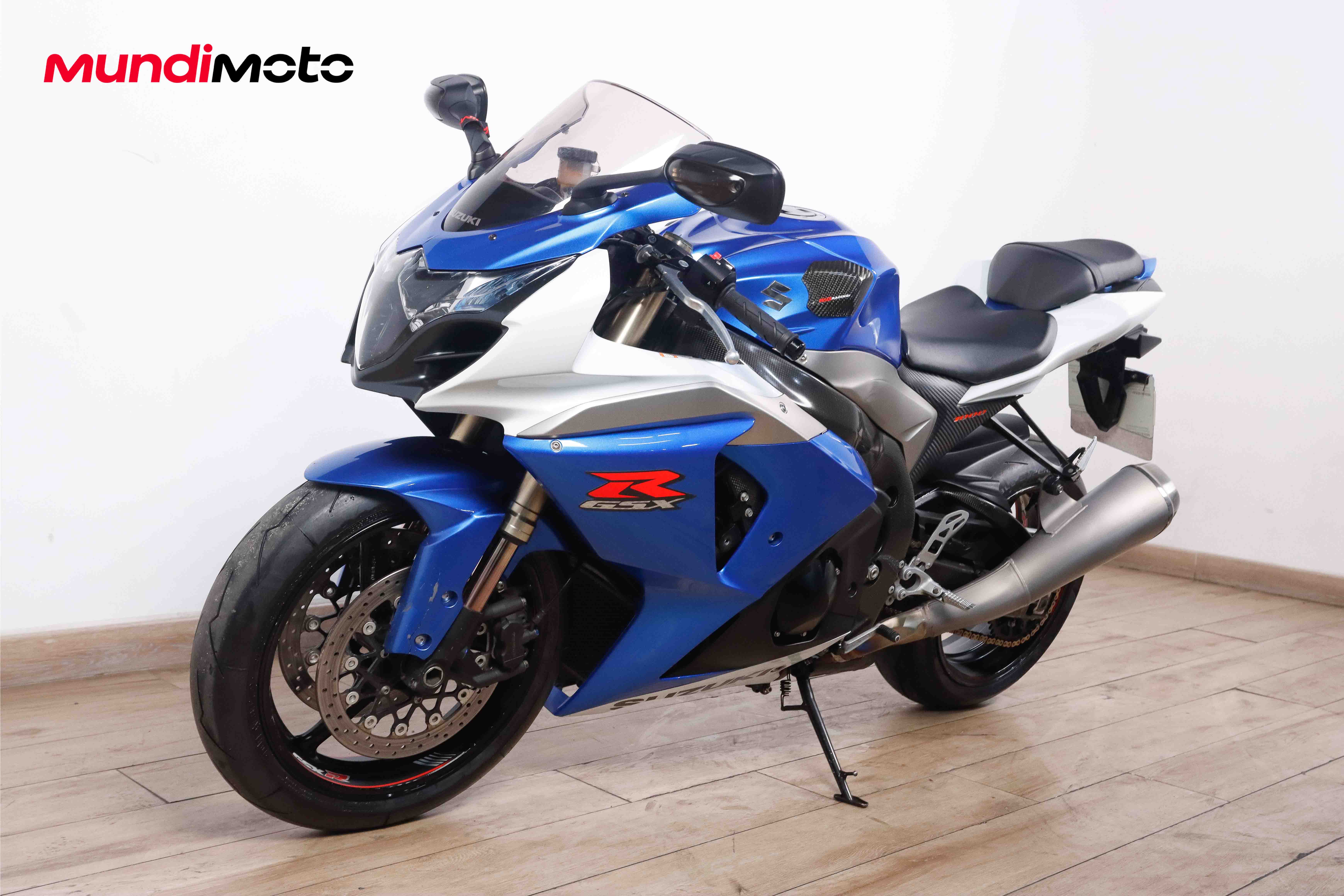 SUZUKI GSX R1000SUZUKI9 SUZUKI GSX R1000SUZUKI9