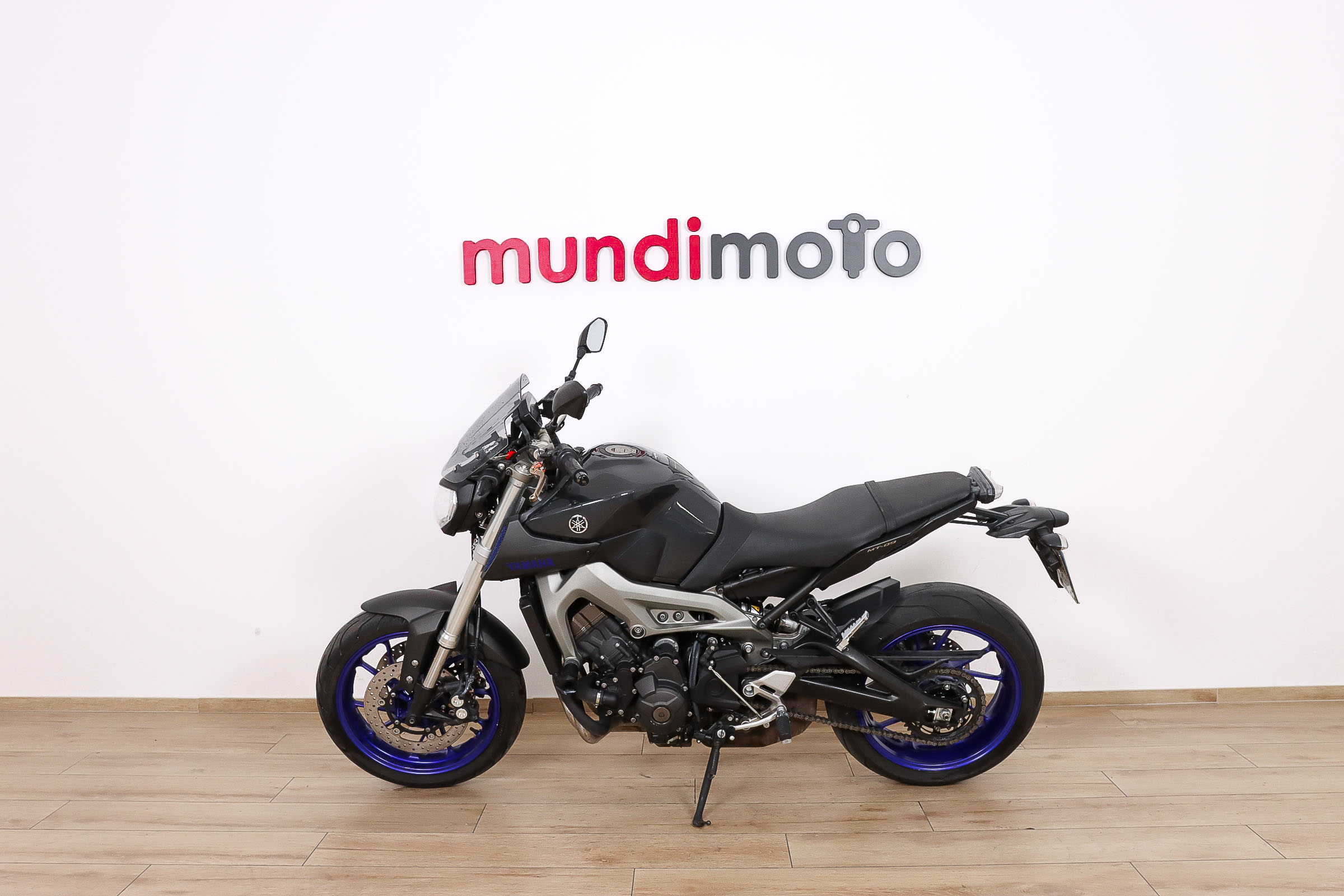 YAMAHA MT 09YAMAHA7 YAMAHA MT 09YAMAHA7