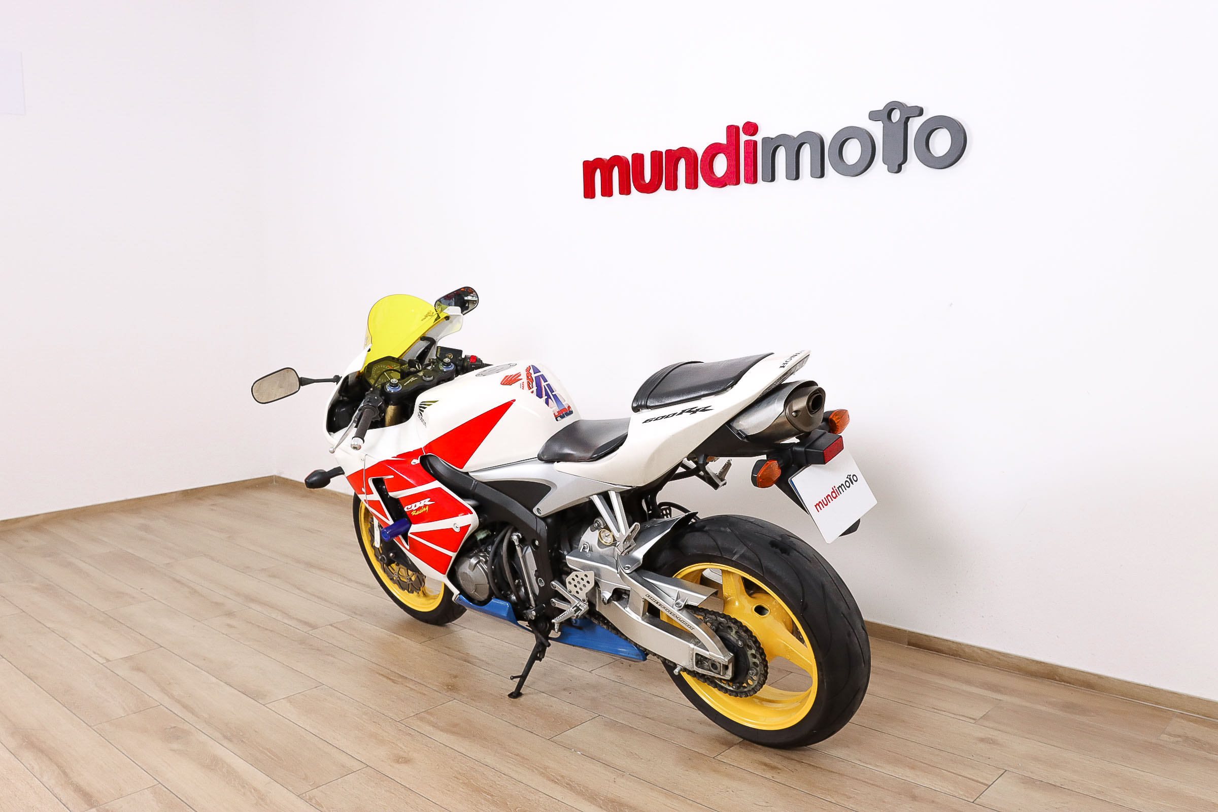 HONDA CBR 600 RRHONDA8 HONDA CBR 600 RRHONDA8