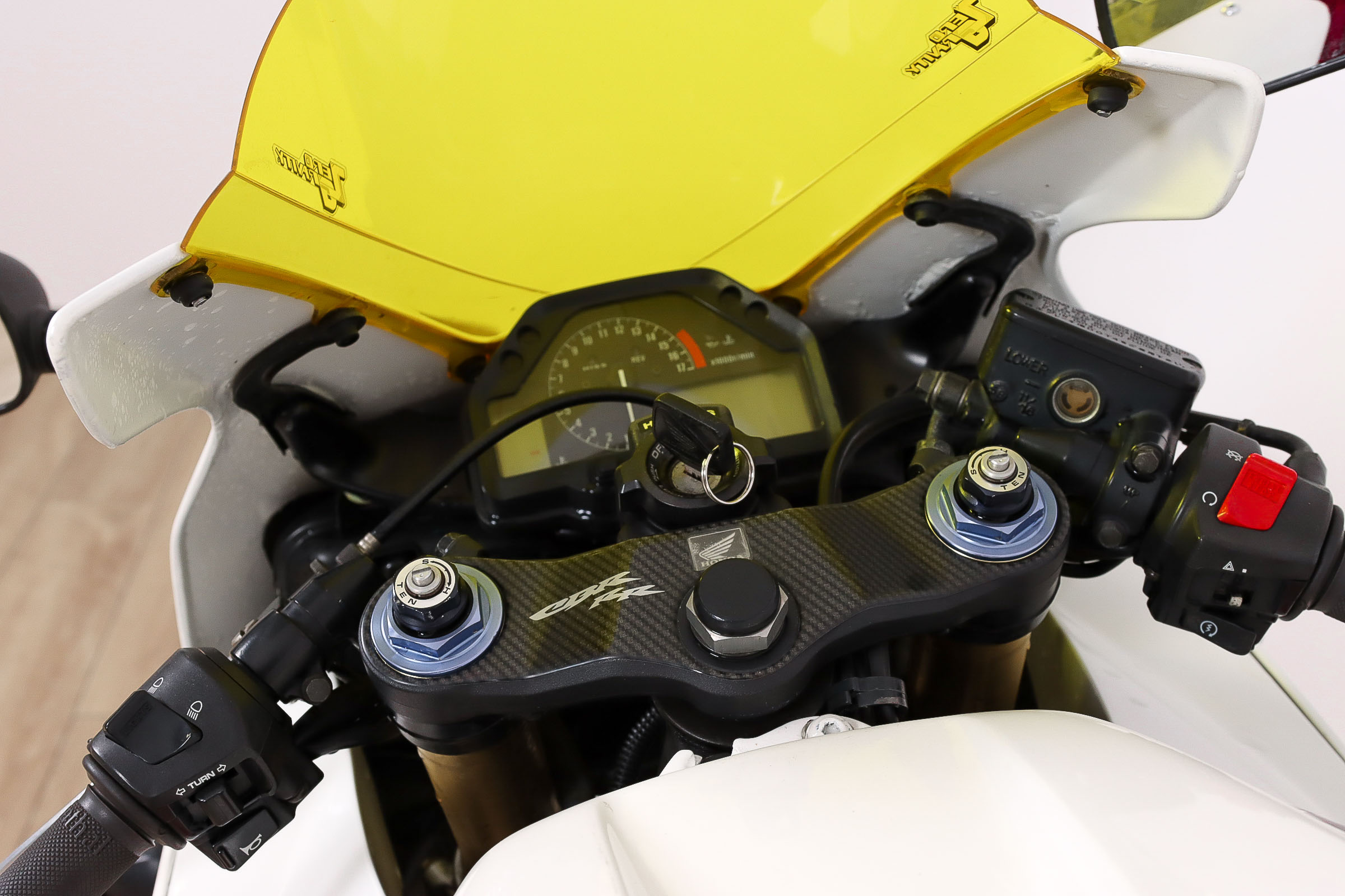 HONDA CBR 600 RRHONDA11 HONDA CBR 600 RRHONDA11