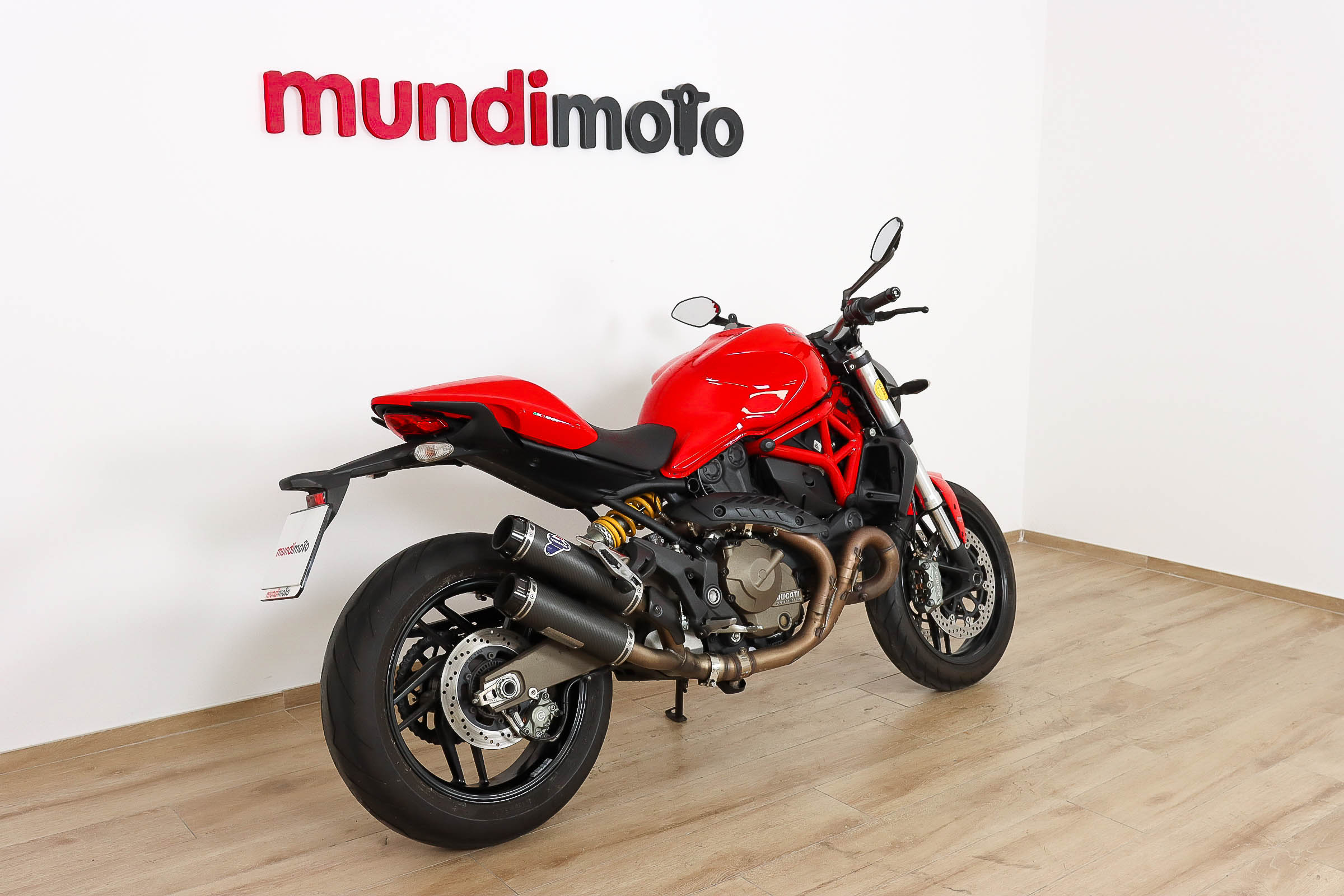 DUCATI Monster 821DUCATI1 DUCATI Monster 821DUCATI1