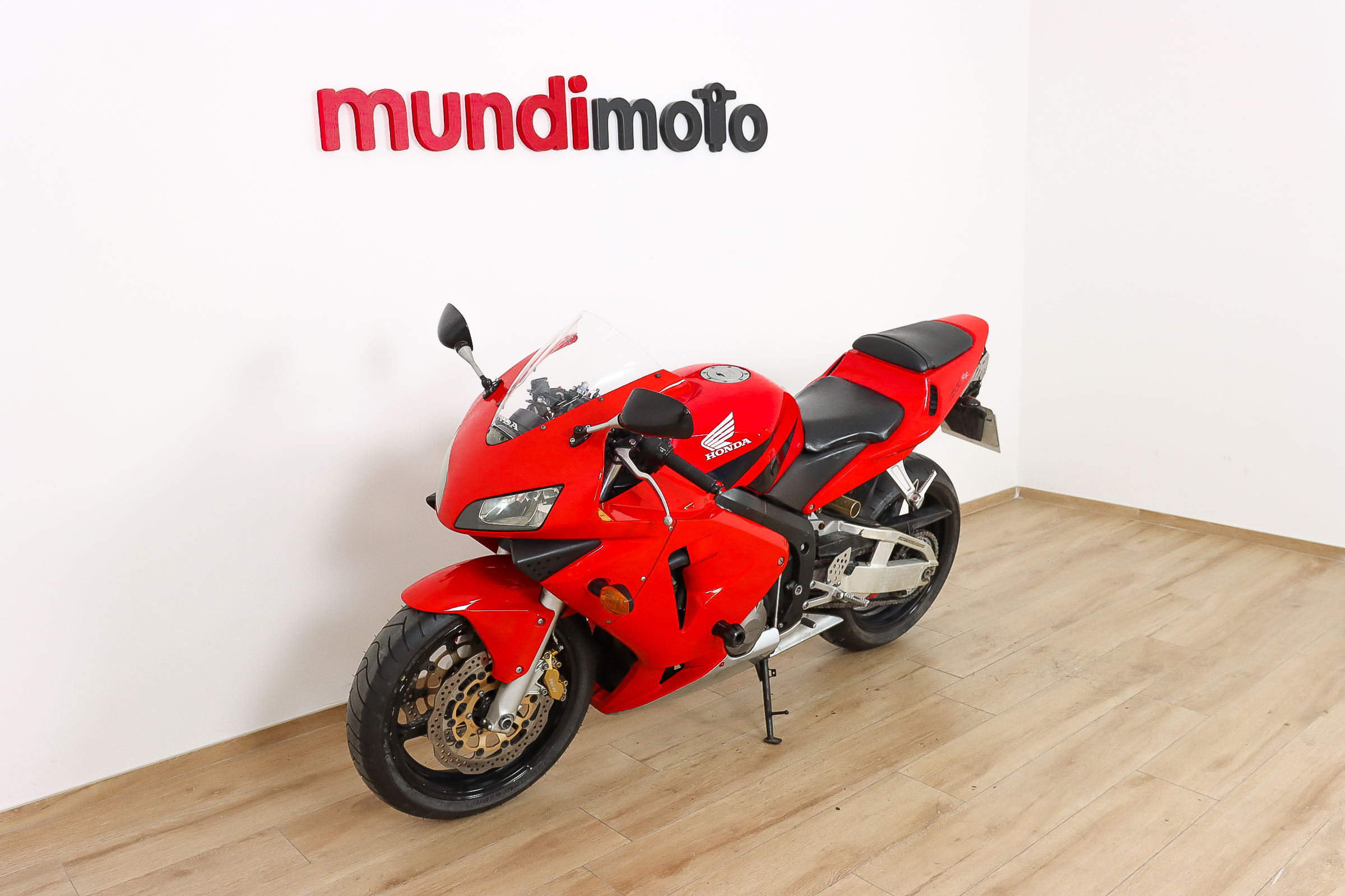 HONDA CBR 600 RRHONDA8 HONDA CBR 600 RRHONDA8