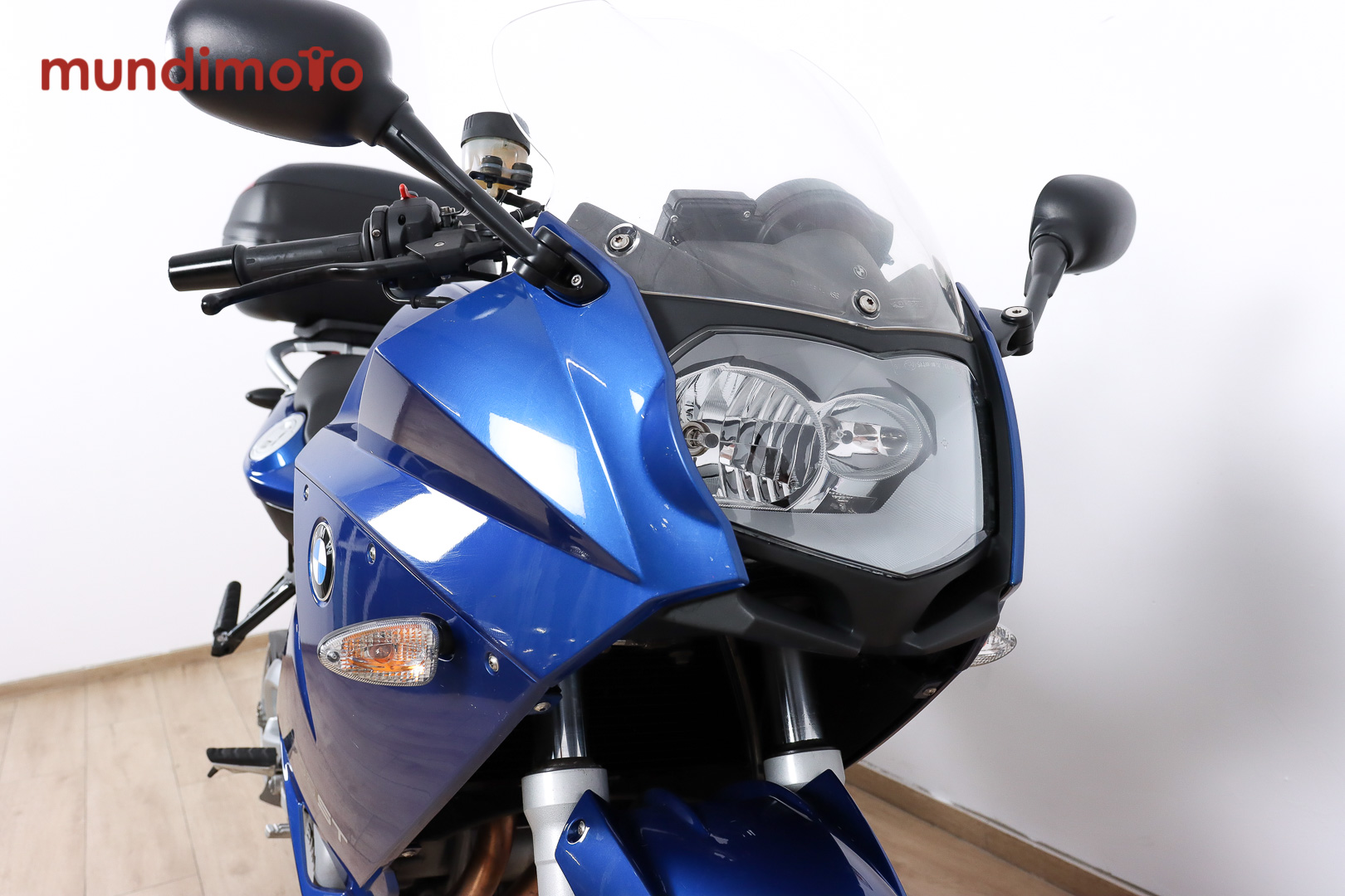BMW F 800 STBMW4 BMW F 800 STBMW4