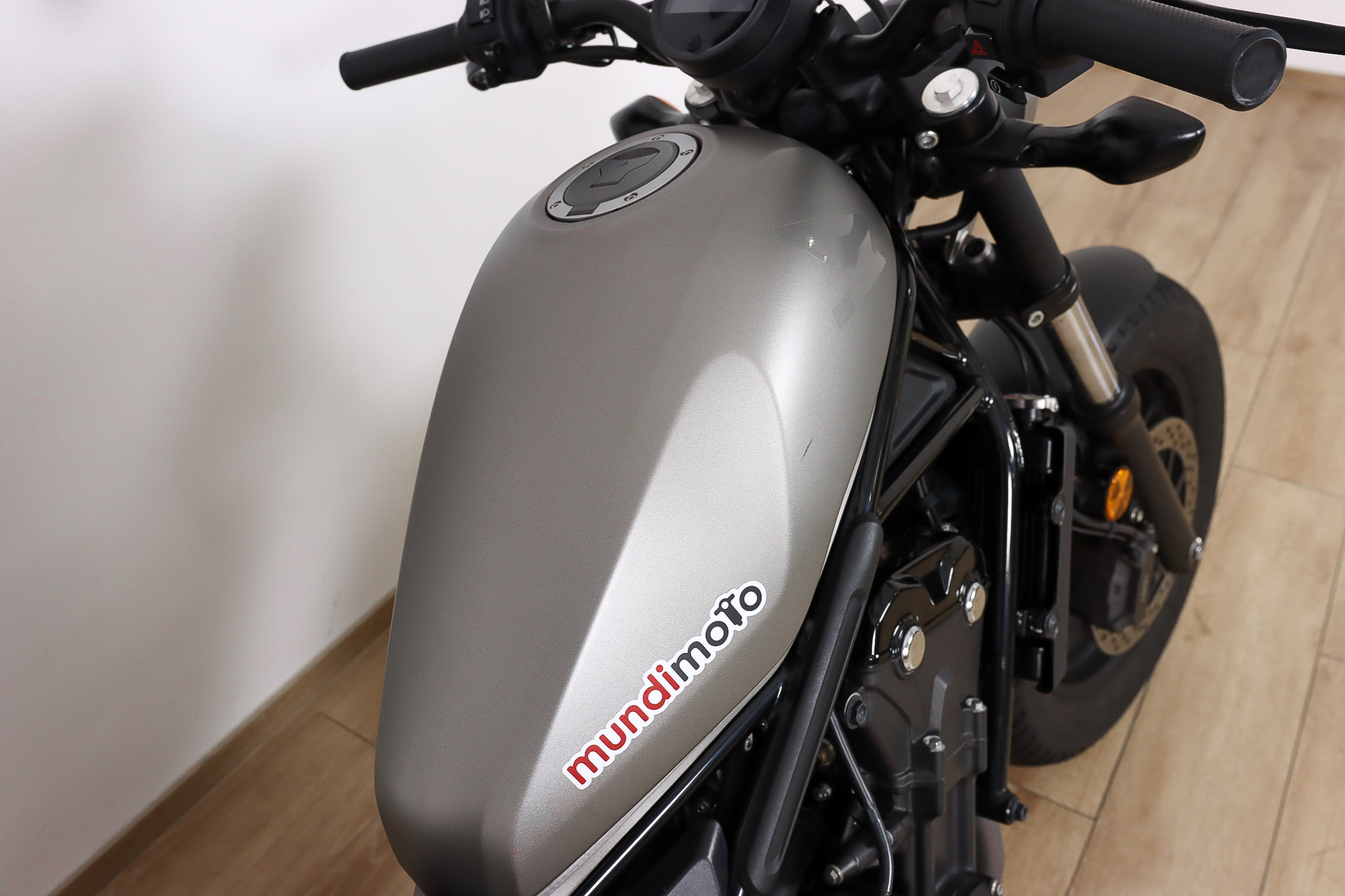 HONDA Rebel 500HONDA4 HONDA Rebel 500HONDA4