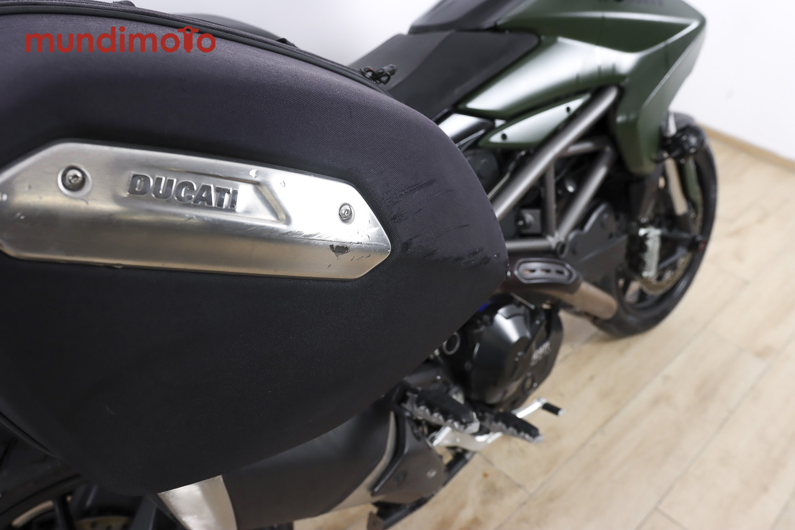 DUCATI Hyperstrada promoDUCATI4 DUCATI Hyperstrada promoDUCATI4