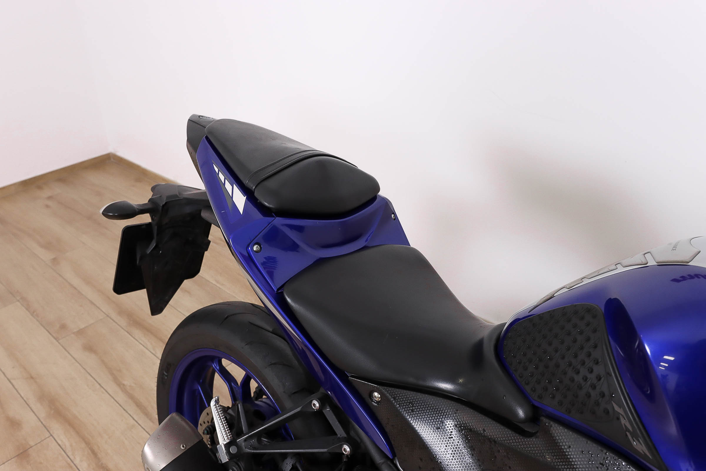 YAMAHA YZF-R3YAMAHA6 YAMAHA YZF-R3YAMAHA6
