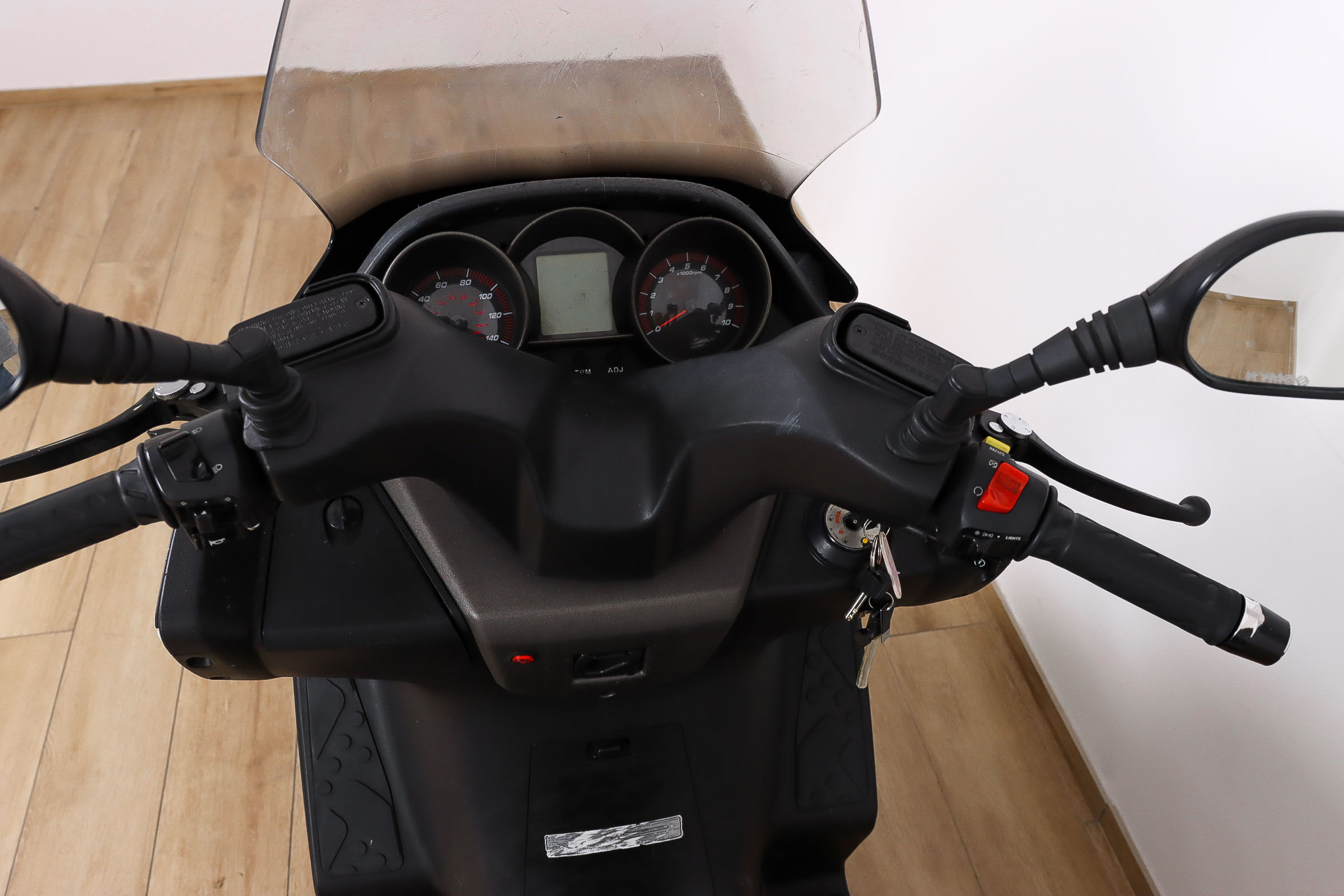 KYMCO Super Dink 125i ABSKYMCO12 KYMCO Super Dink 125i ABSKYMCO12