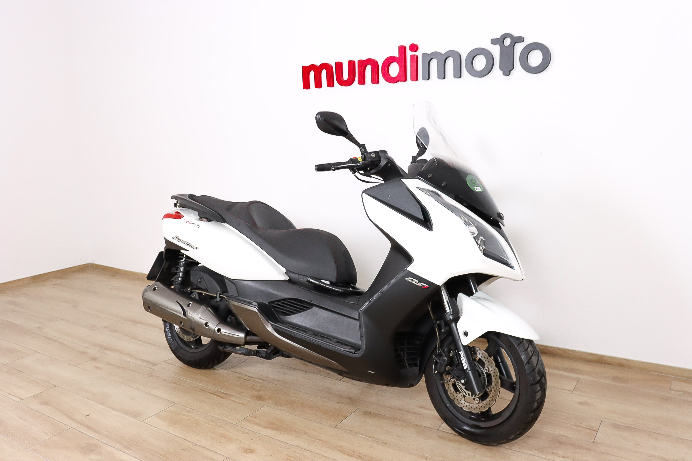 KYMCO Super Dink 125i ABSKYMCO2 KYMCO Super Dink 125i ABSKYMCO2