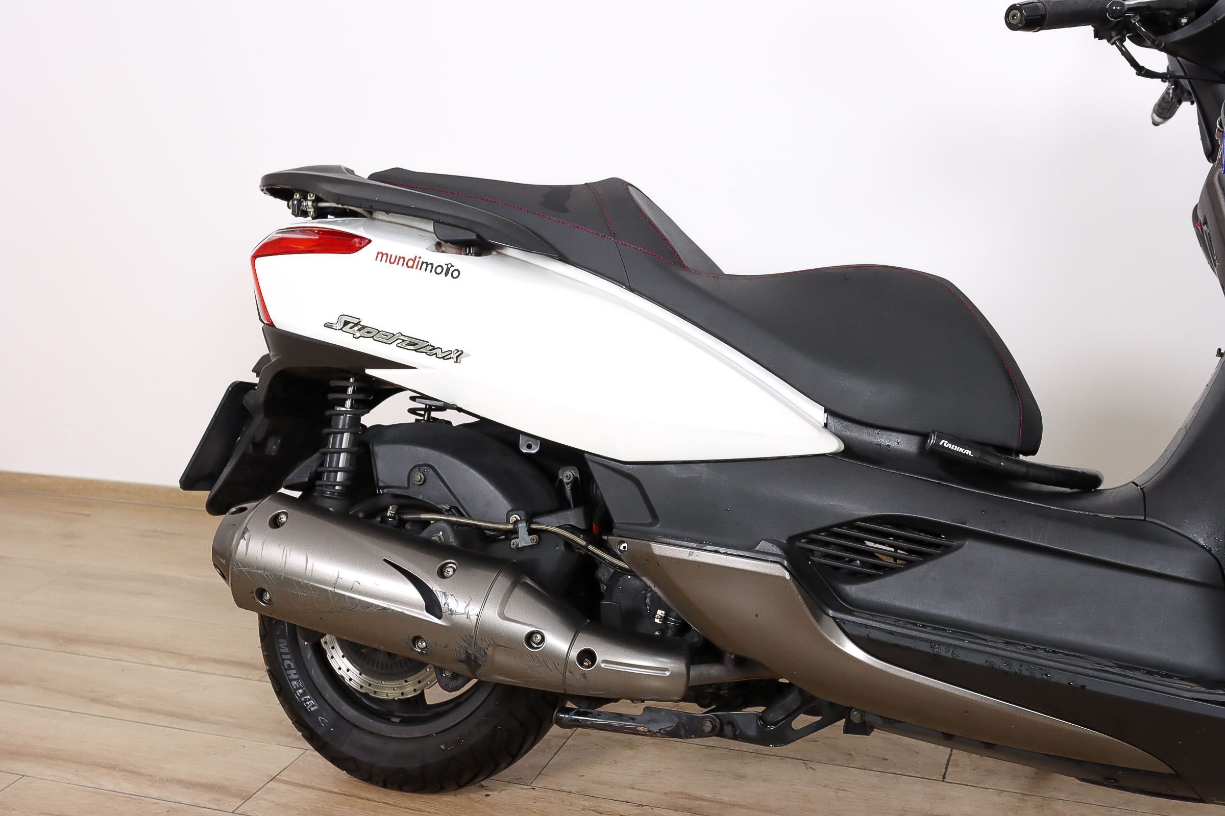 KYMCO Super Dink 125i ABSKYMCO4 KYMCO Super Dink 125i ABSKYMCO4