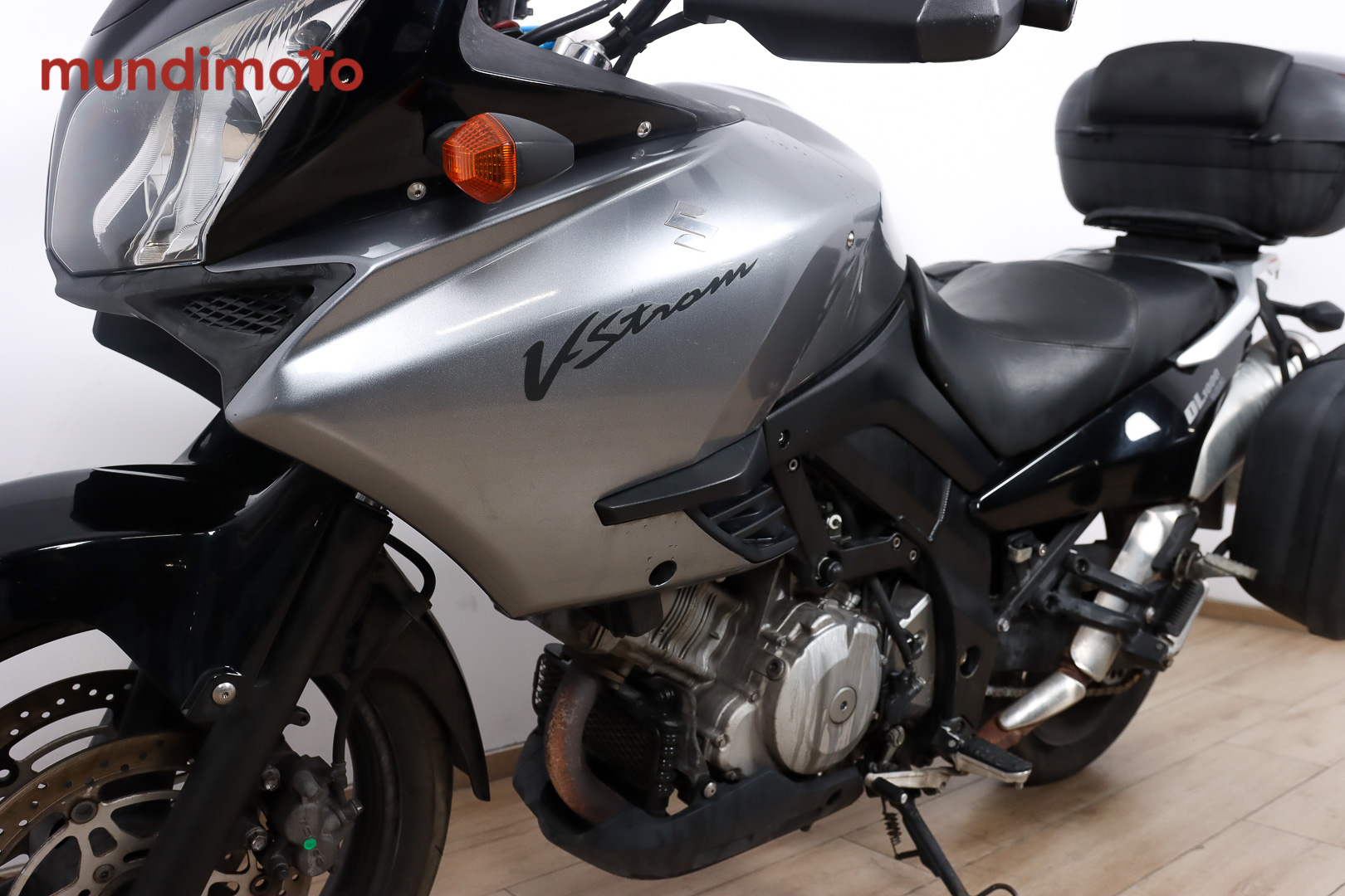 SUZUKI V-Strom 1000SUZUKI8 SUZUKI V-Strom 1000SUZUKI8