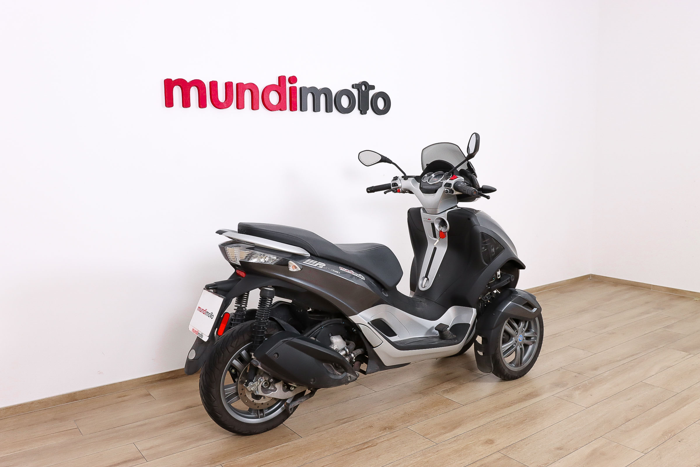 PIAGGIO MP3 Yourban 300 IEPIAGGIO3 PIAGGIO MP3 Yourban 300 IEPIAGGIO3