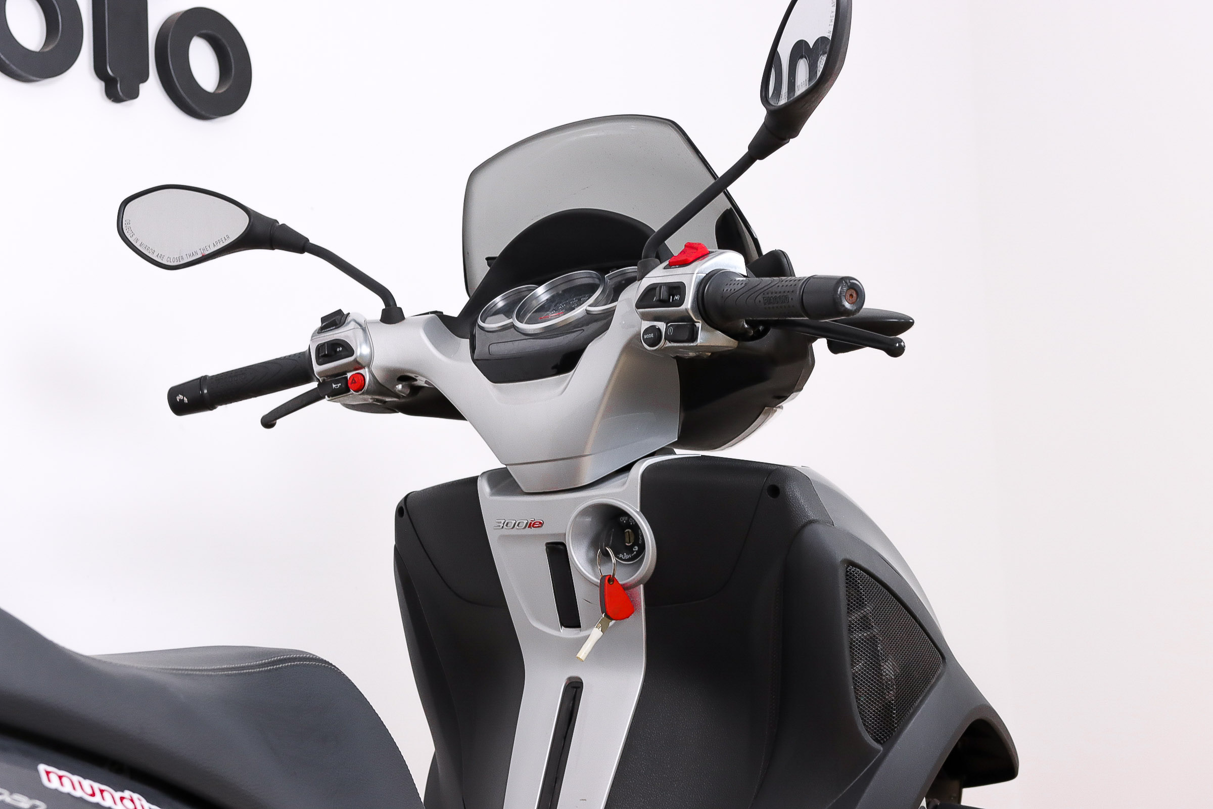 PIAGGIO MP3 Yourban 300 IEPIAGGIO7 PIAGGIO MP3 Yourban 300 IEPIAGGIO7