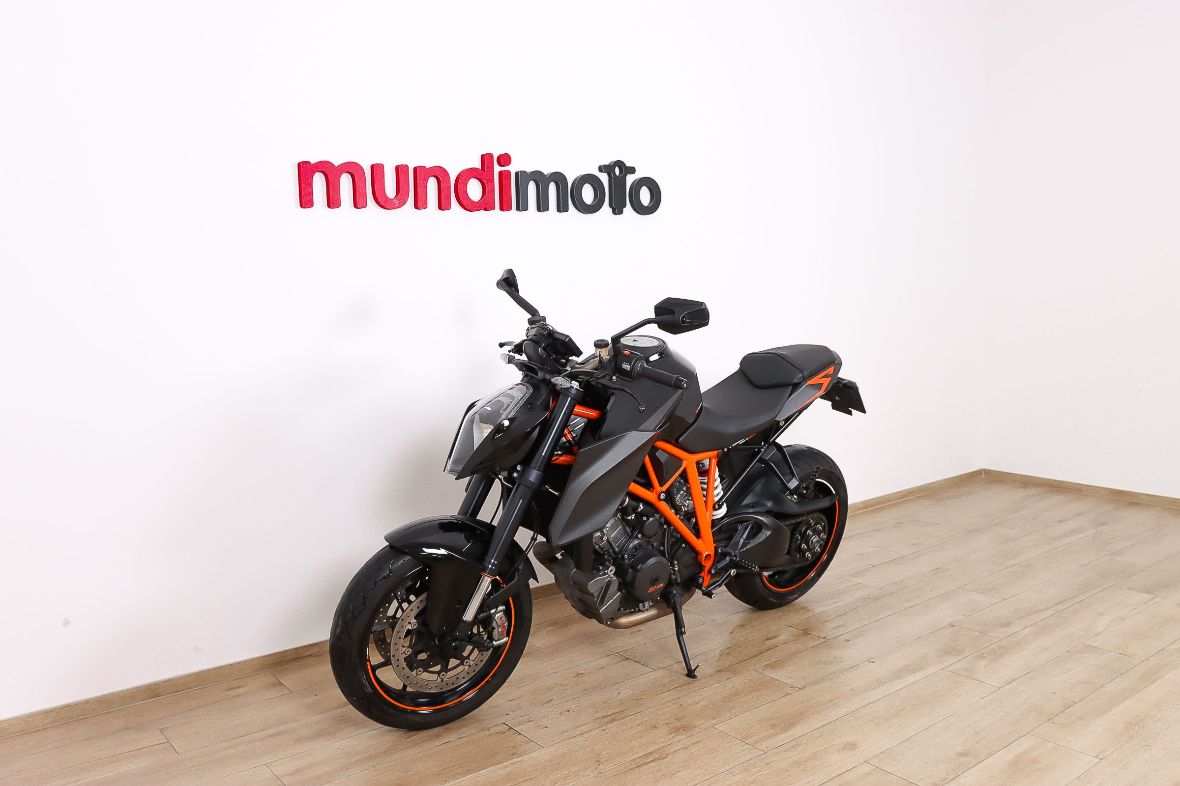 KTM 1290 Super Duke R ABSKTM8 KTM 1290 Super Duke R ABSKTM8