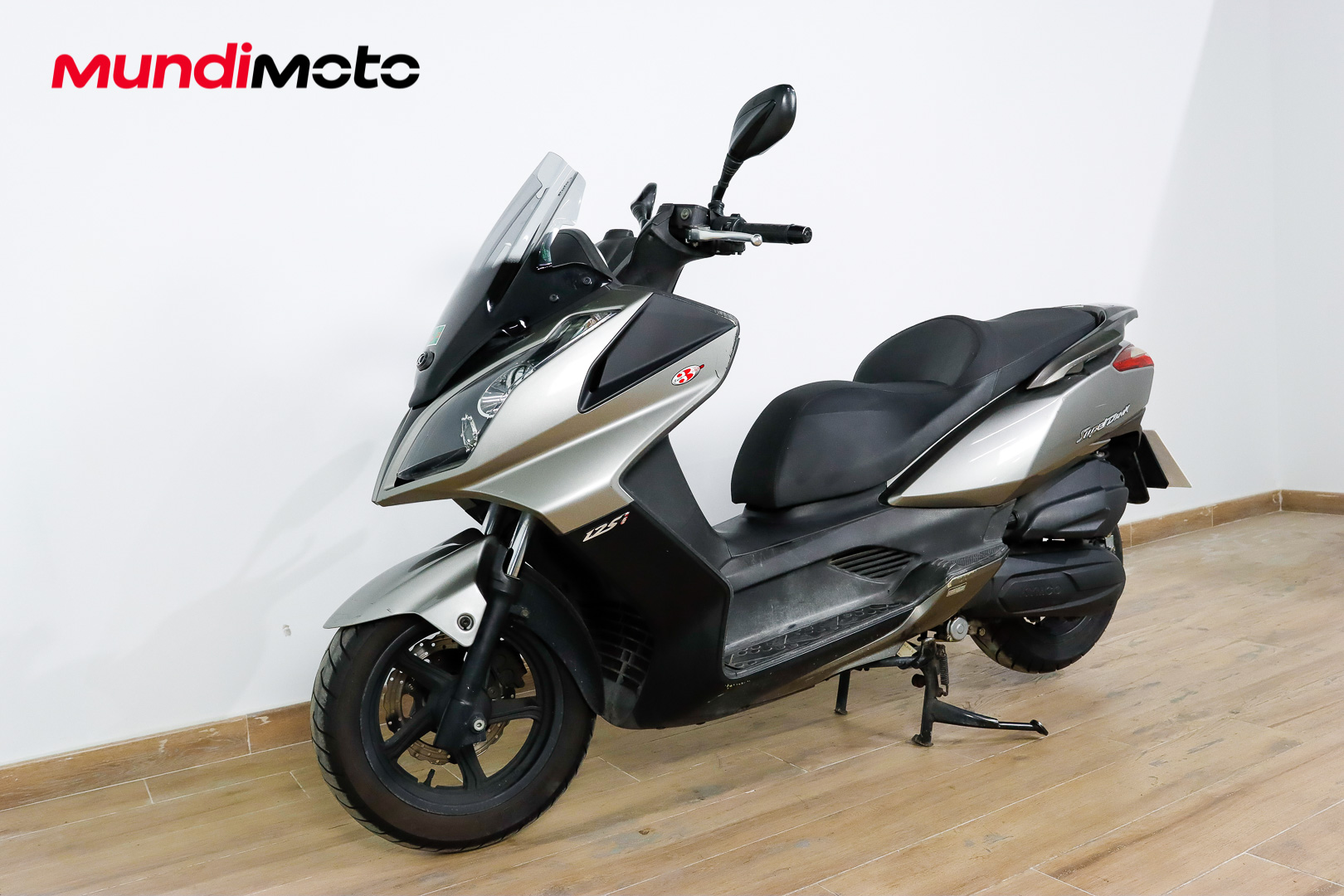 KYMCO Super Dink 125iKYMCO7 KYMCO Super Dink 125iKYMCO7