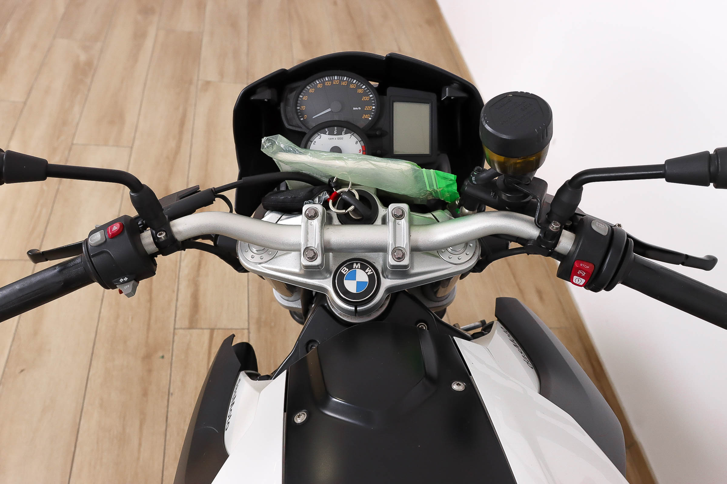 BMW F 800 RBMW12 BMW F 800 RBMW12