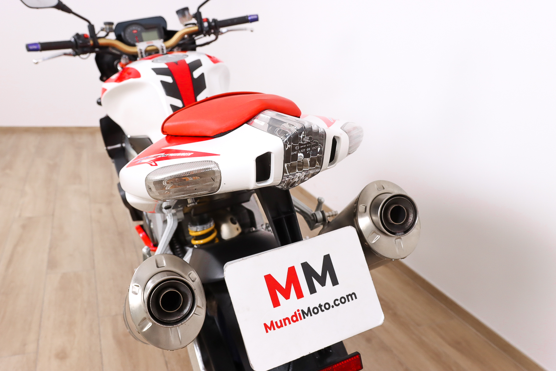 APRILIA RSV Mille R promoAPRILIA4 APRILIA RSV Mille R promoAPRILIA4